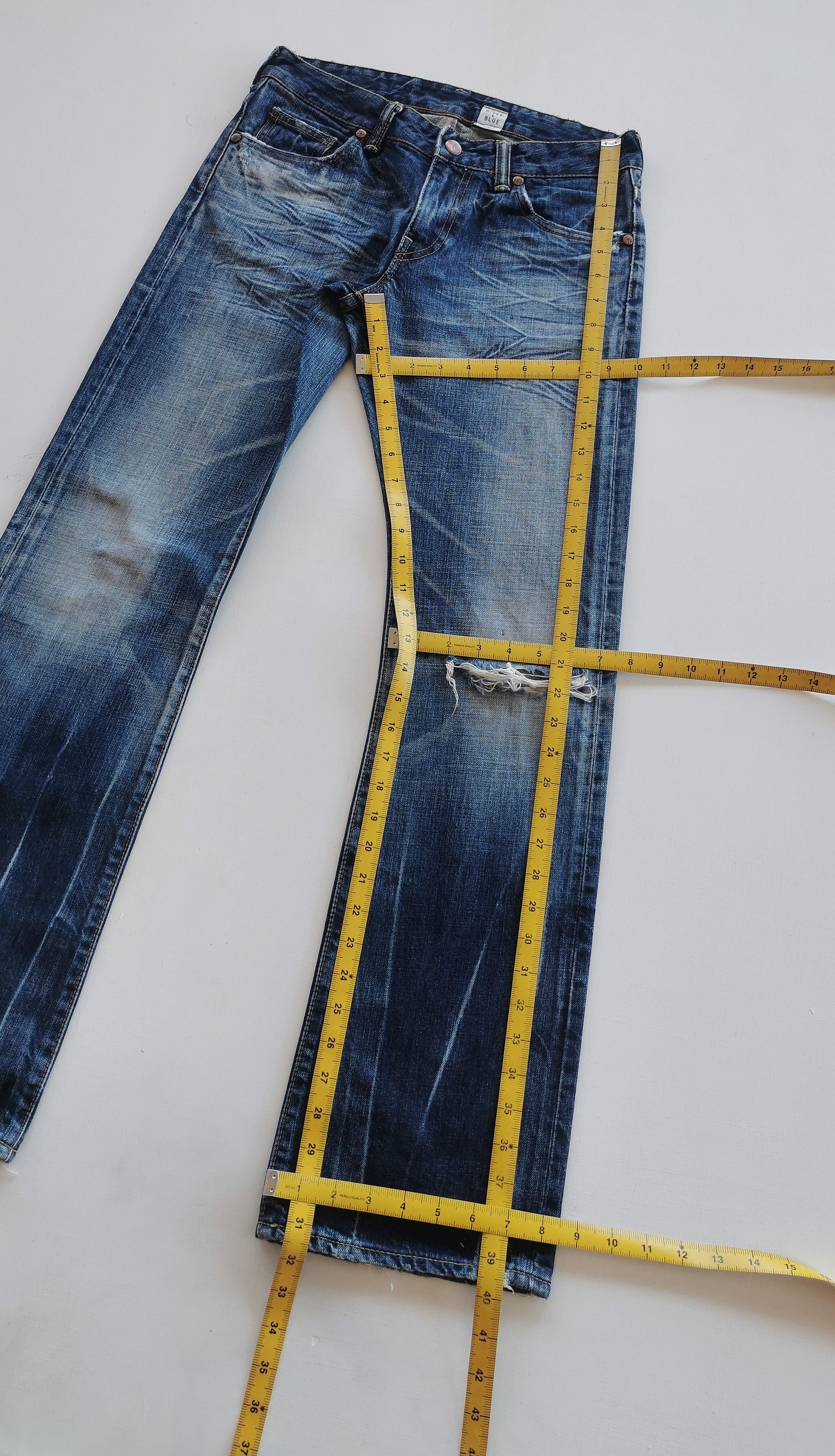Japanese Brand Japanese Brand Rivet Blue Flare Whiskering Distressed Jeans Size US 28 / EU 44 - 4 Thumbnail