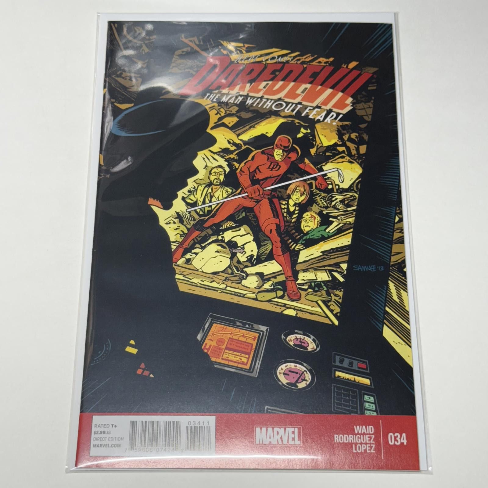 Marvel Comics Marvel Comics Daredevil #034 The Man Without Fear! 2013 NM+ Size ONE SIZE - 7 Thumbnail