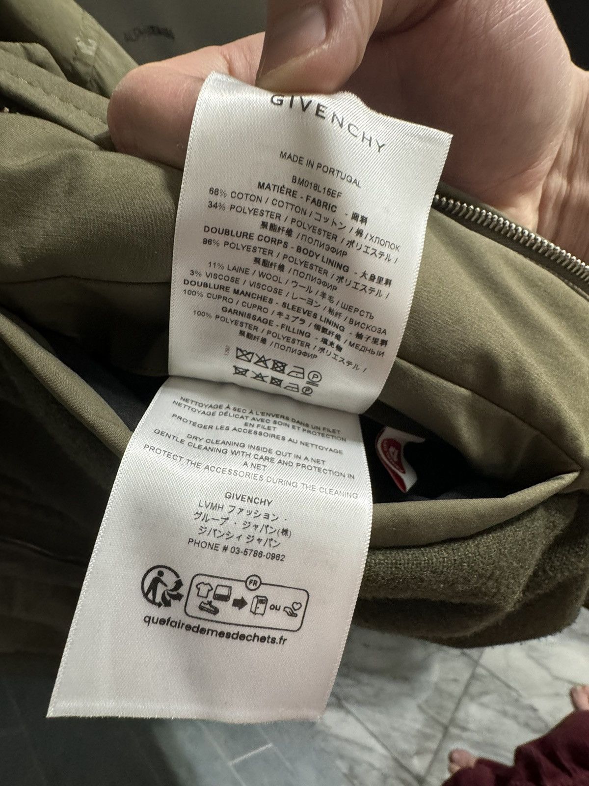 Givenchy Men’s Givenchy Green Khaki Cropped Utility Bomber Size US L / EU 52-54 / 3 - 10 Thumbnail