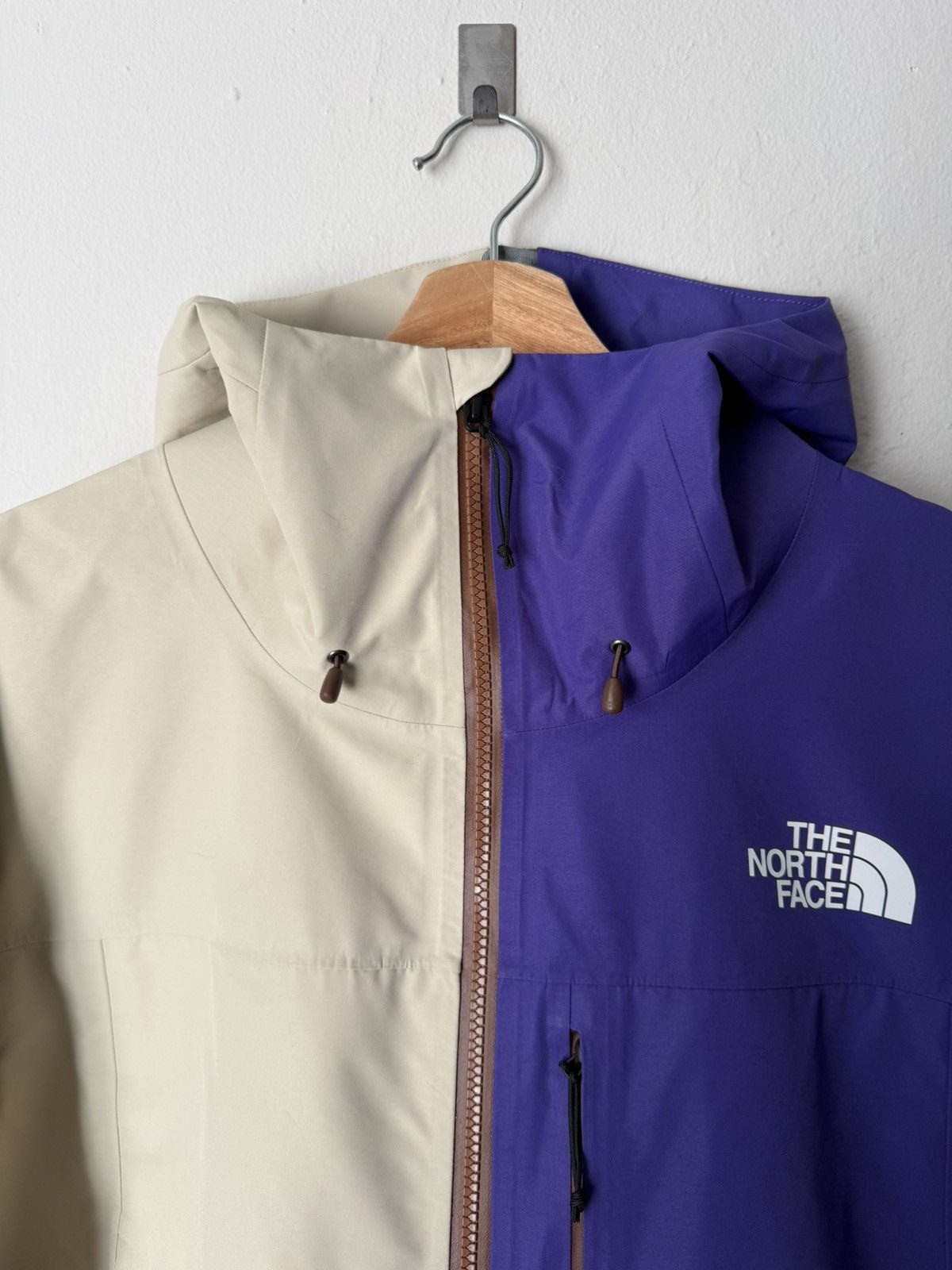 Supreme × The North Face Supreme SS24 The North Face Split Shell Jacket Tan/Purple XL Size US XL / EU 56 / 4 - 3 Thumbnail