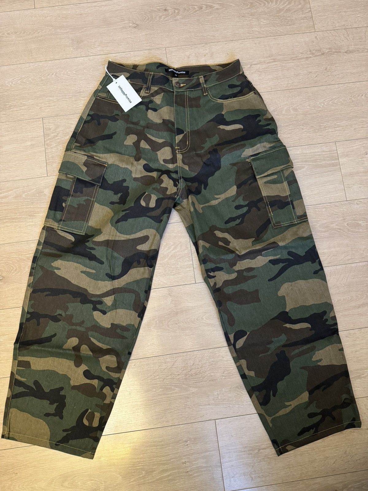IHP IM HAPPY PROMISE CAMO CARGO