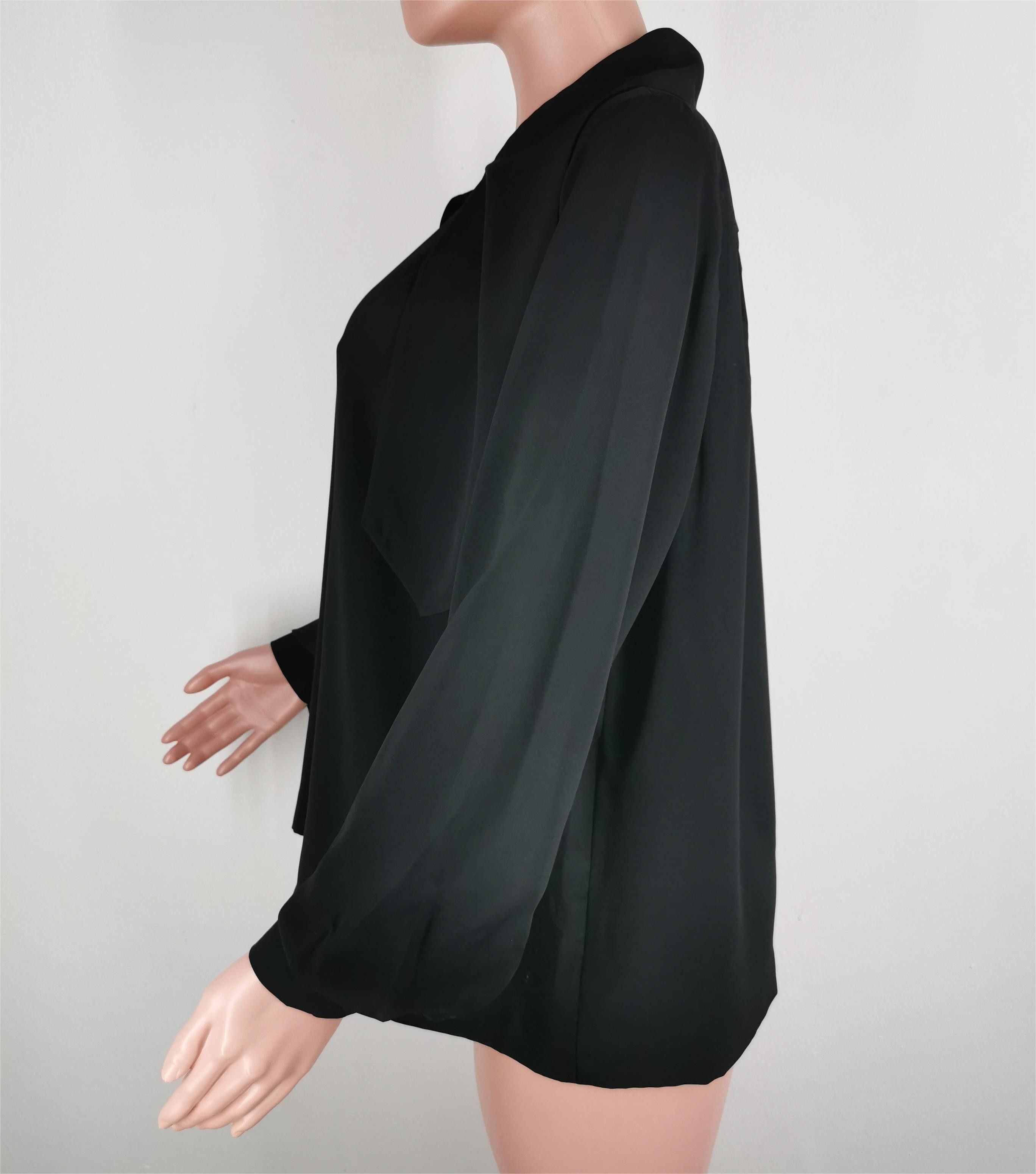 Givenchy Vintage 90s Givenchy Blouse Shirt Made In Japan Size M Size M / US 6-8 / IT 42-44 - 3 Thumbnail