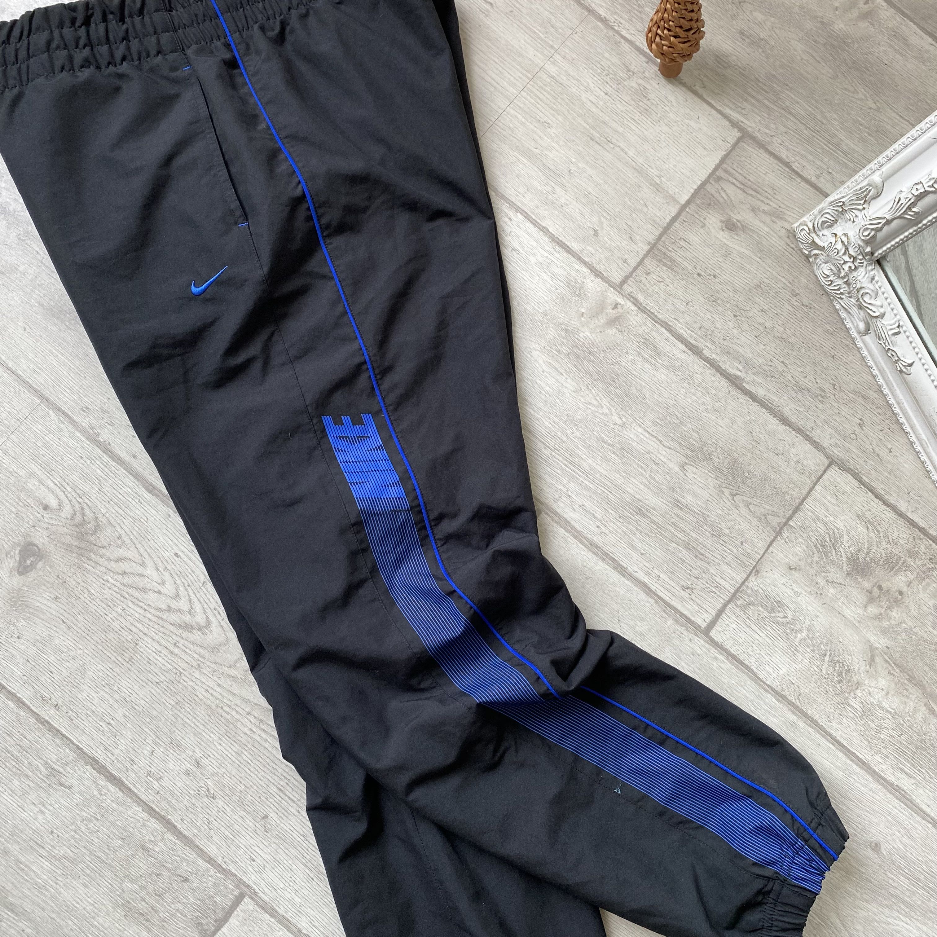 Nike Drill Nike nylon track pants Y2K Joggers Vintage style Size US 30 / EU 46 - 10 Thumbnail