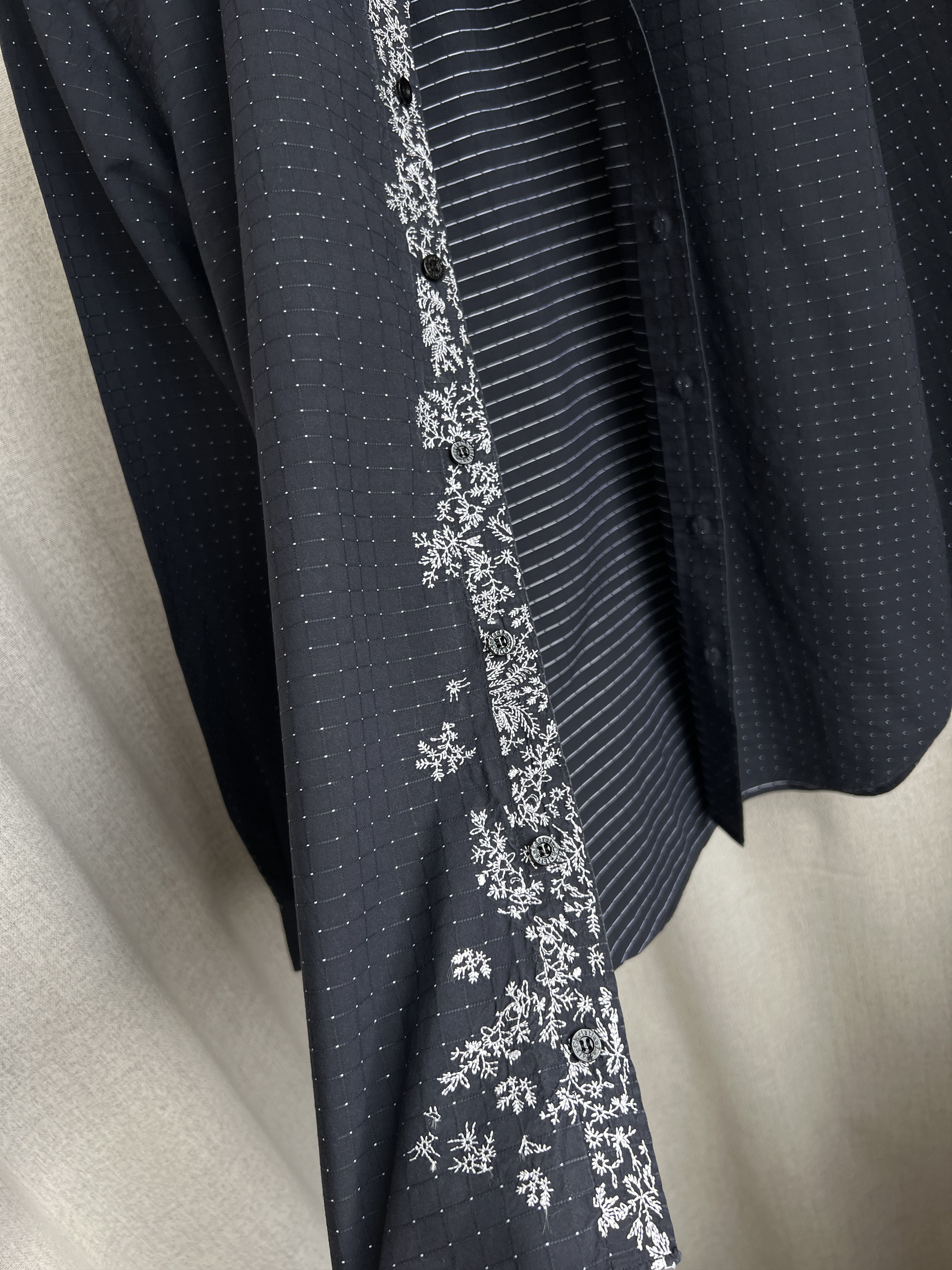 Christian Lacroix Vintage Christian Lacroix Homme Embroidered Button Up Shirt Size US M / EU 48-50 / 2 - 6 Thumbnail
