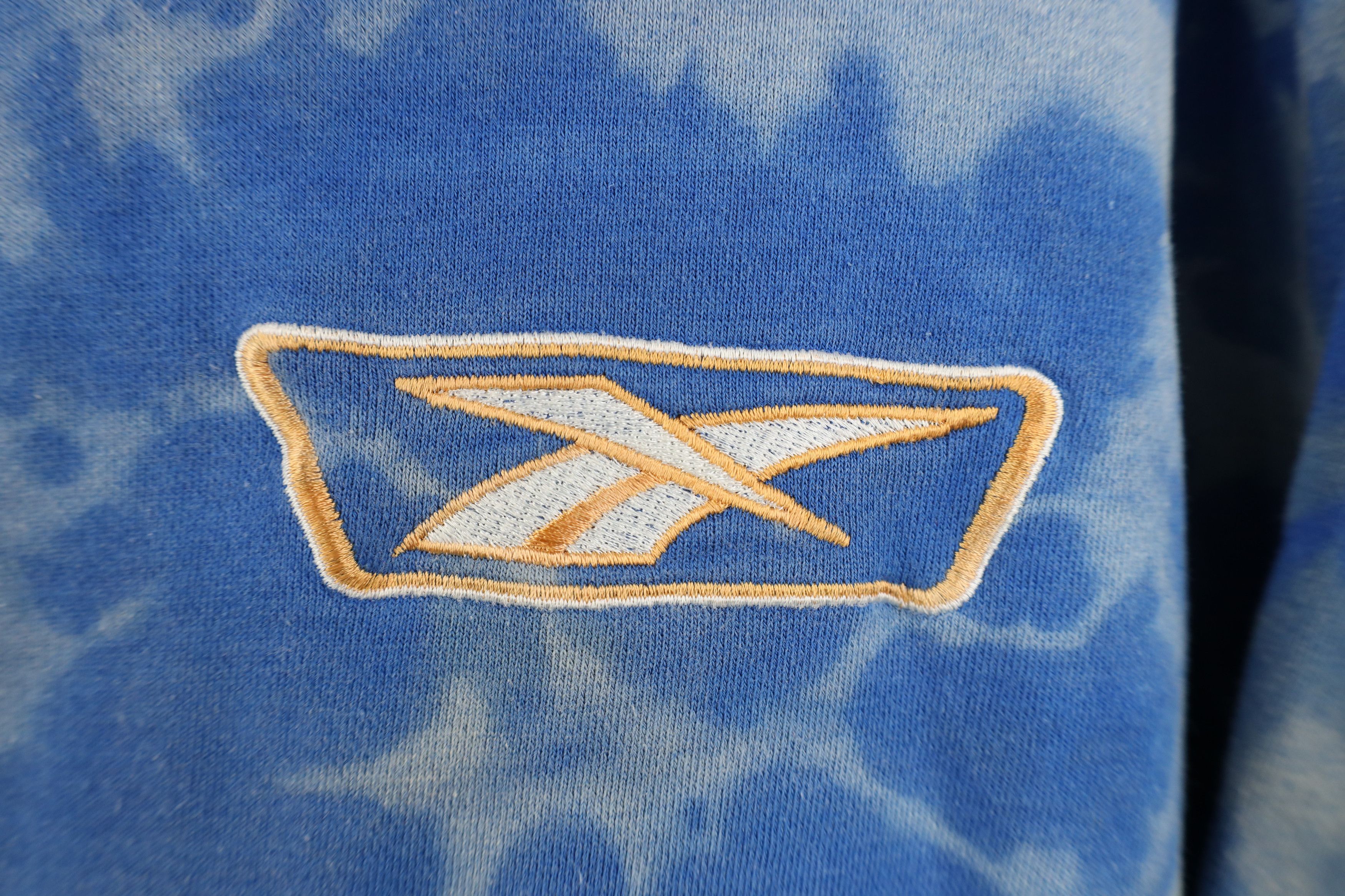 Reebok Vintage 90s Reebok Classic Logo Acid Wash Hoodie Sweatshirt Size US L / EU 52-54 / 3 - 4 Thumbnail