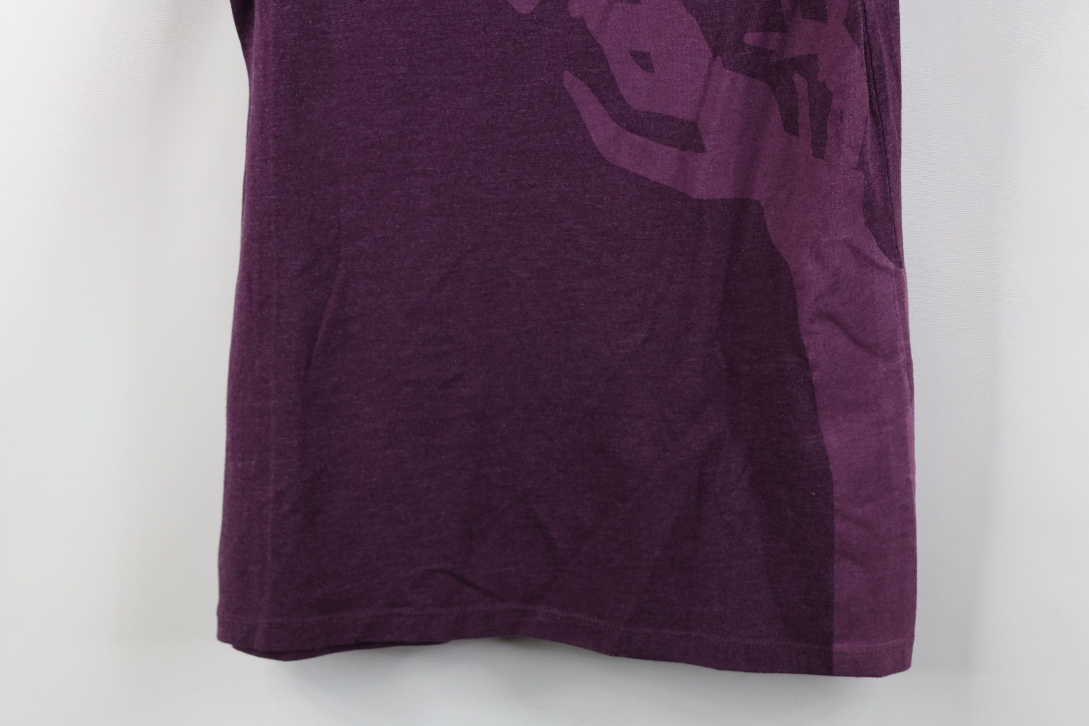 Vintage Cirque du Soleil Michael Jackson Immortal World Tour T-Shirt Size L / US 10 / IT 46 - 15 Thumbnail