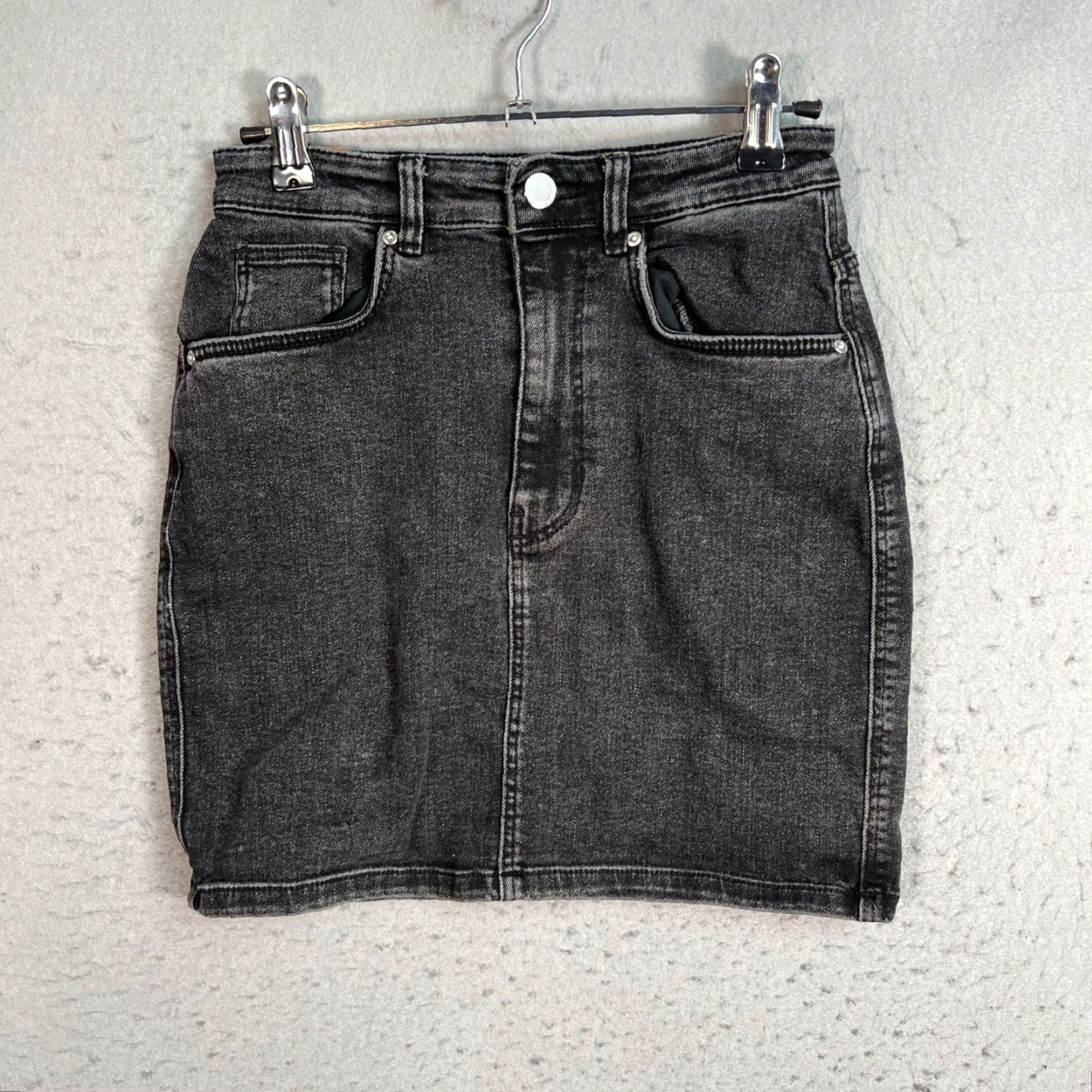 Zara VINTAGE Zara TRF Womens XS Denim Black Mini Skirt Size 26" / US 2 / IT 38 - 2 Thumbnail