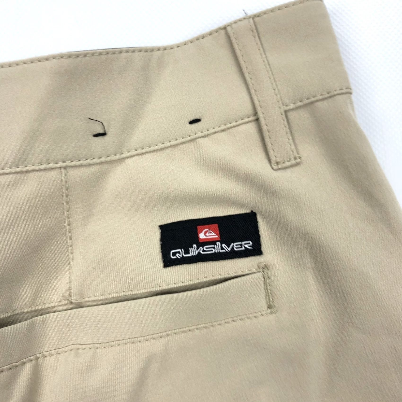 Quiksilver Quiksilver Men's Khaki Flat Front Performance Hybrid Shorts Size 34 Stretch Chino Casual Golf Travel Everyday Winter Size US 34 / EU 50 - 6 Thumbnail