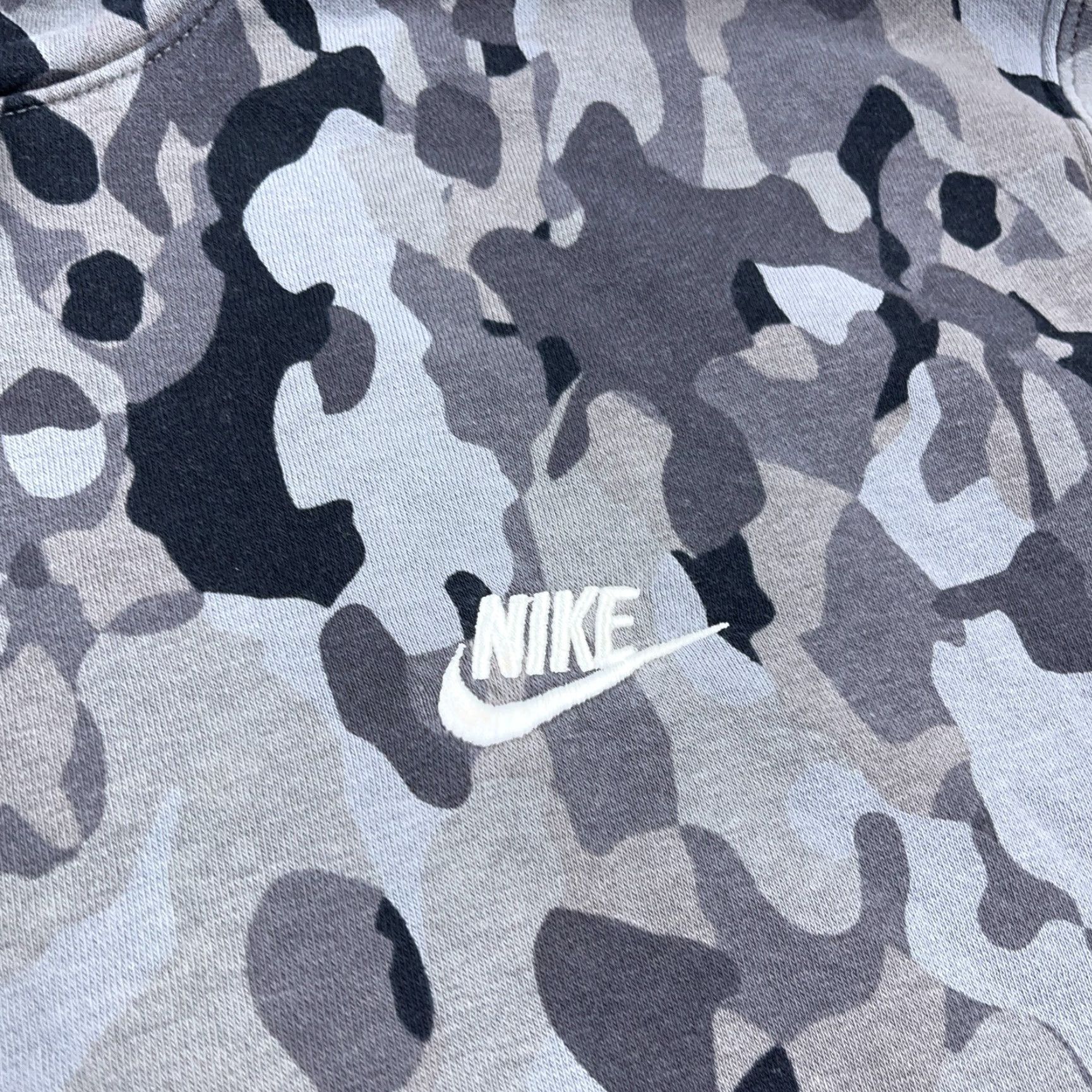 Nike Nike Hoodie Men L Gray Black Camo Sweatshirt Pullover Basic Cotton Retro Sports 80s 90s Hipster Outdoor Mens Size US L / EU 52-54 / 3 - 5 Thumbnail
