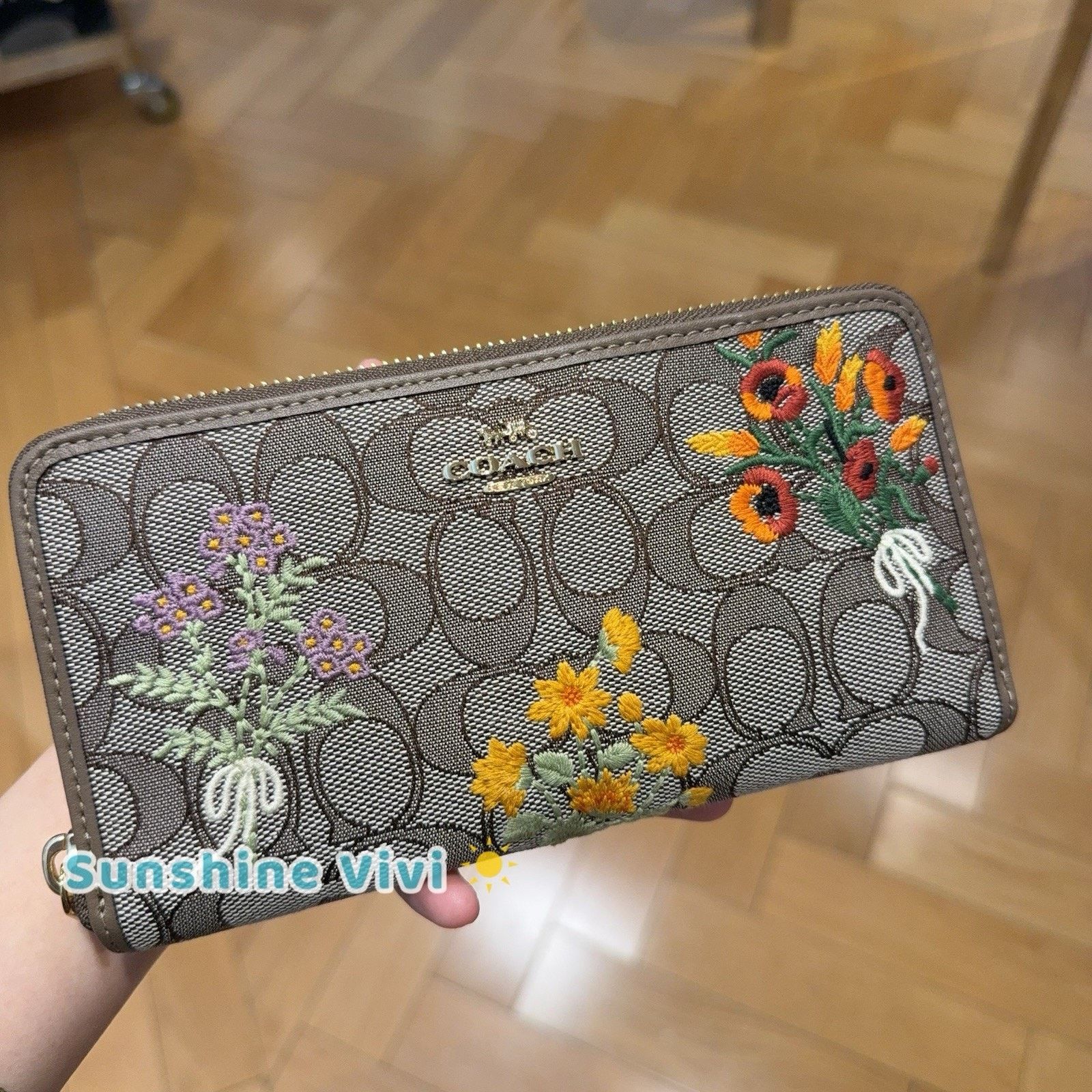 Coach NWT Coach Long Zip Around Wallet Floral Embroidery CEC23 Oak Size ONE SIZE - 1 Thumbnail