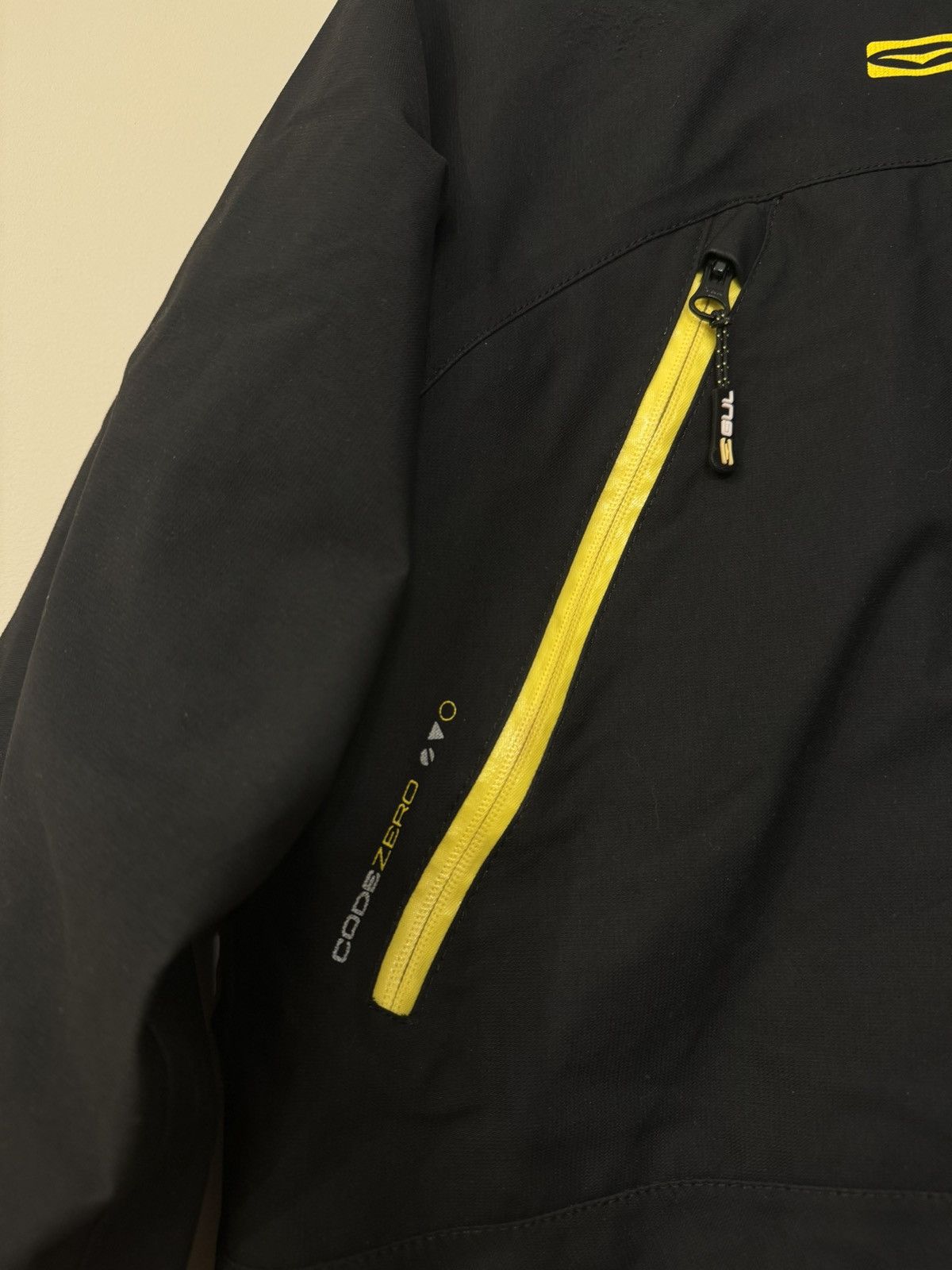 Other GUL waterproof anorak jacket sea surf wear rare Size US M / EU 48-50 / 2 - 3 Thumbnail