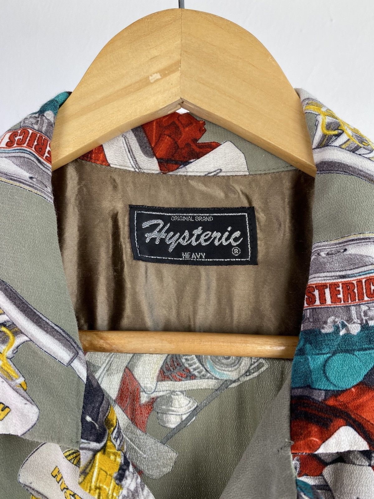 Hysteric Glamour 90’s Hysteric Engine All Over Print Rayon button ip Size US M / EU 48-50 / 2 - 6 Thumbnail