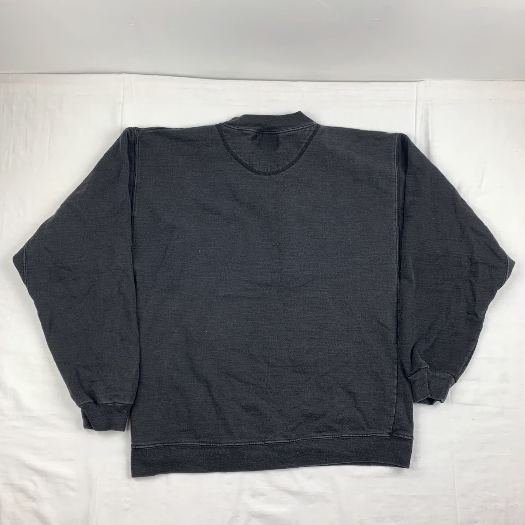 Vintage VINTAGE Lone Wolf Lodge Sweatshirt Men M Black Embroidered 90s USA Size US M / EU 48-50 / 2 - 8 Thumbnail