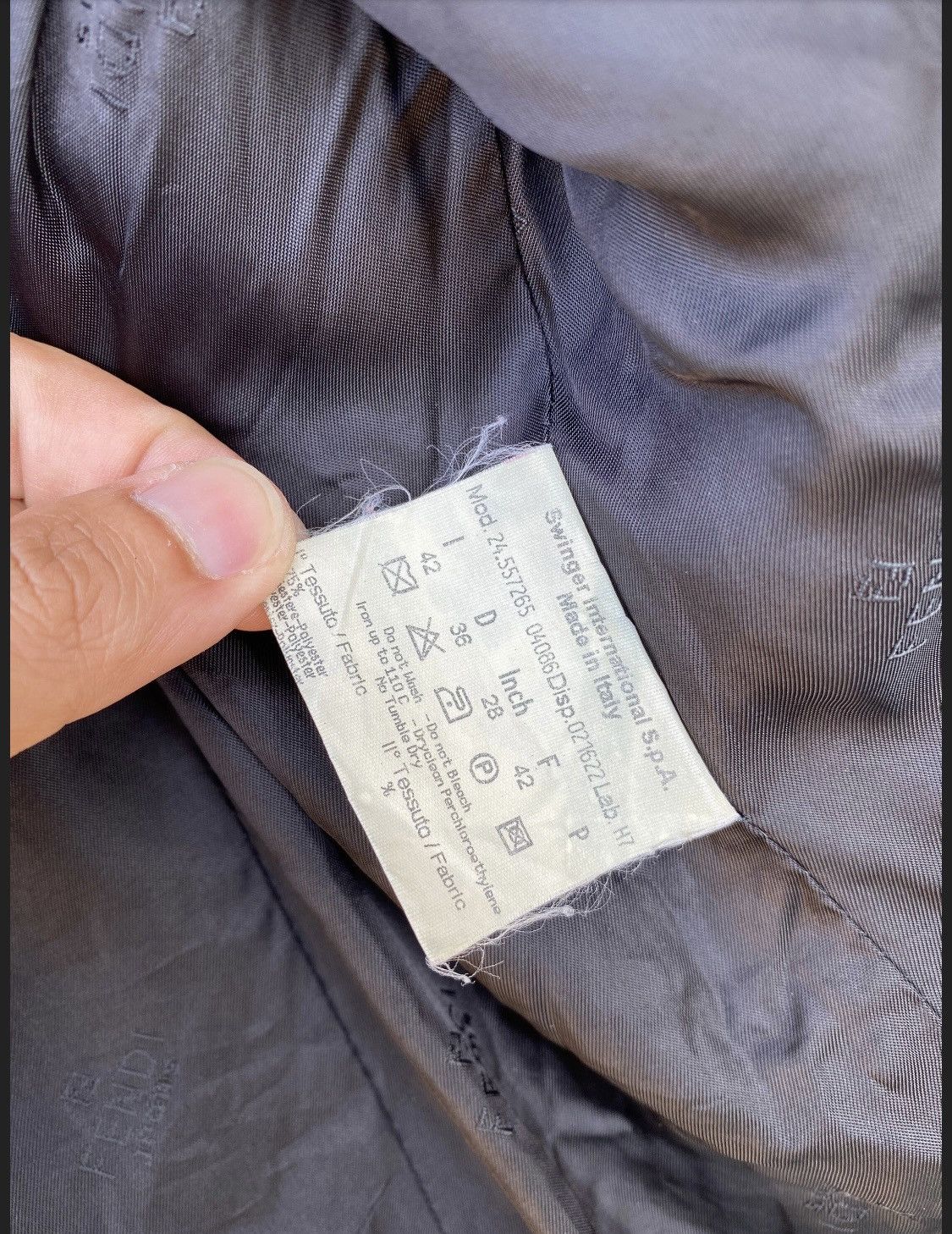 Fendi × Vintage Vtg 90s Fendi Jeans quilted design down jacket zip up Size M / US 6-8 / IT 42-44 - 10 Thumbnail