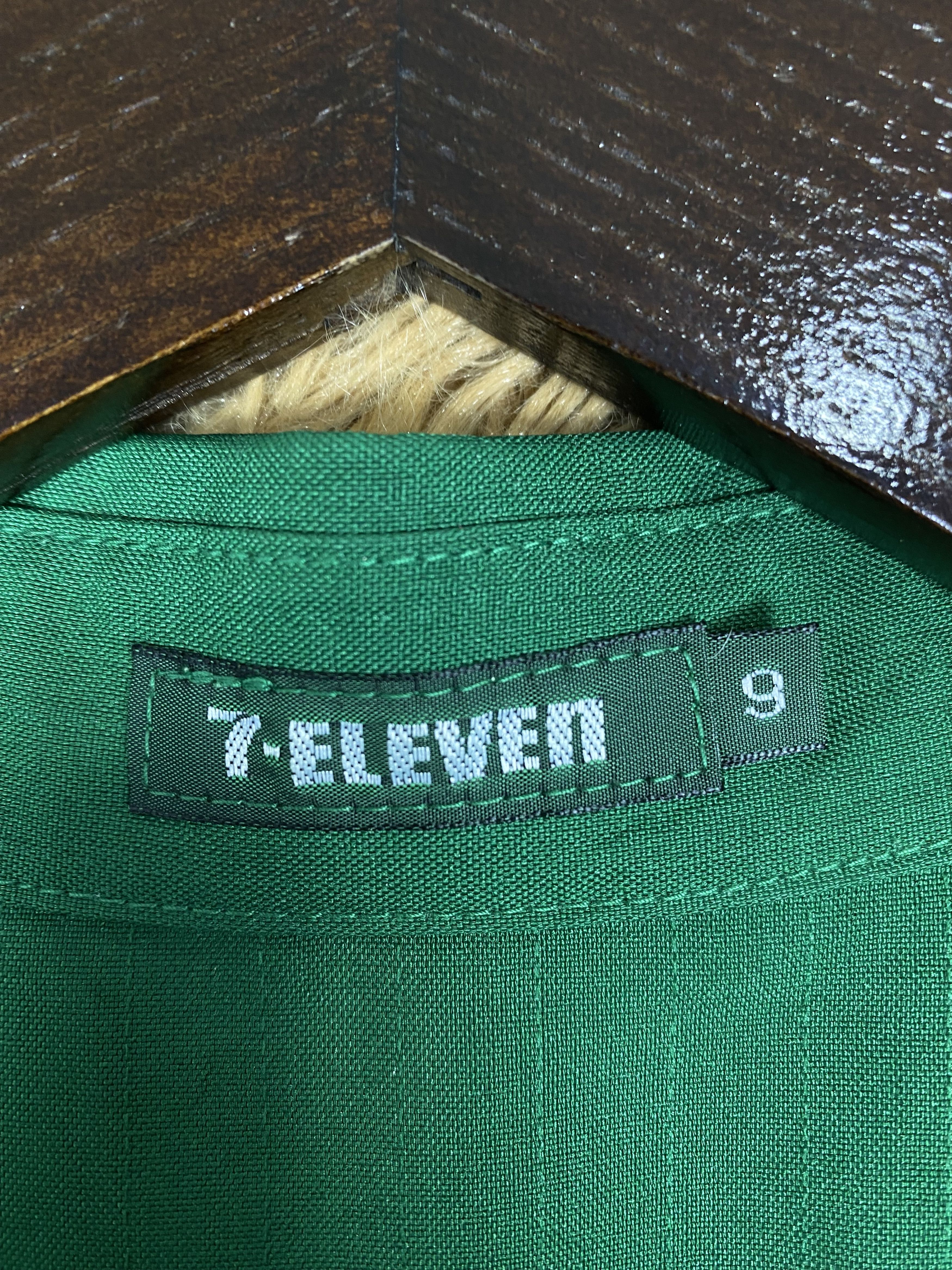 Japanese Brand Vintage 7 Eleven Zip Up Jacket DJ0933 Size US S / EU 44-46 / 1 - 9 Thumbnail