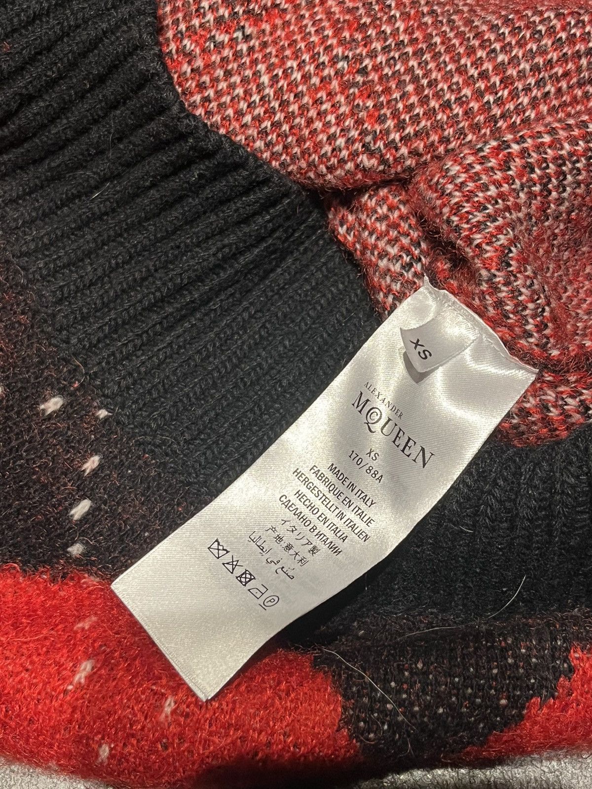 Alexander McQueen Alexander Mcqueen Red mohair sweater Size US XS / EU 42 / 0 - 5 Thumbnail