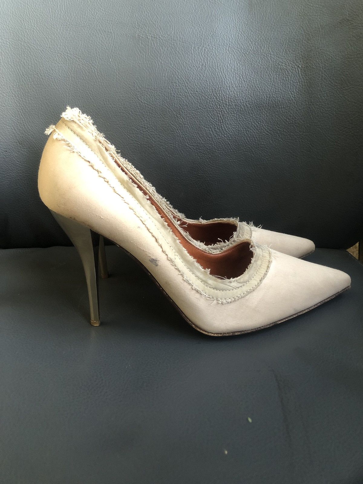 Lanvin Lanvin Beige Women’s Heels Size 38.5 Size US 7.5 / IT 37.5 - 3 Thumbnail