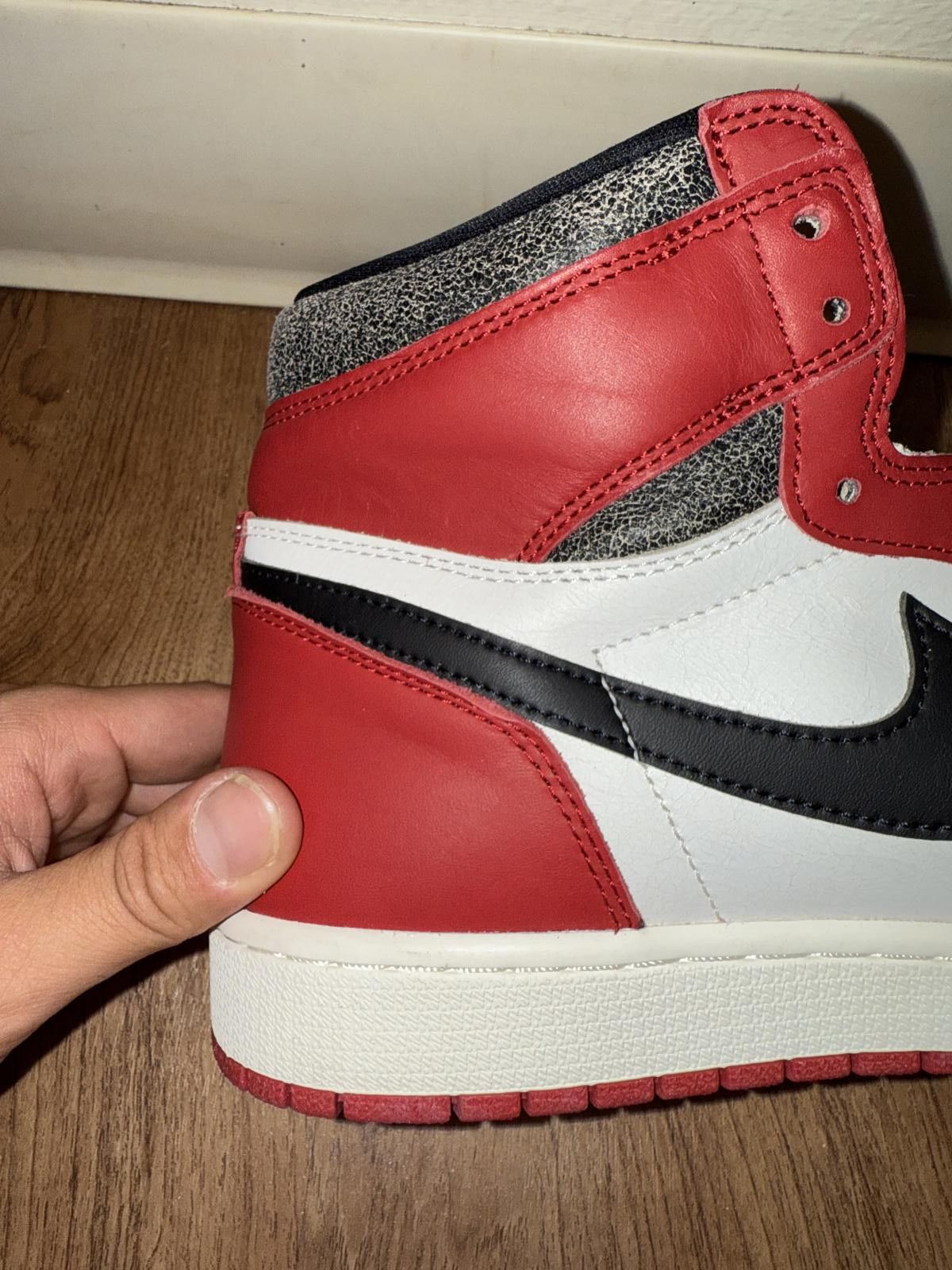 Jordan Brand Jordan 1 Retro High OG Chicago Lost And Found Size US 12.5 / EU 45-46 - 9 Thumbnail