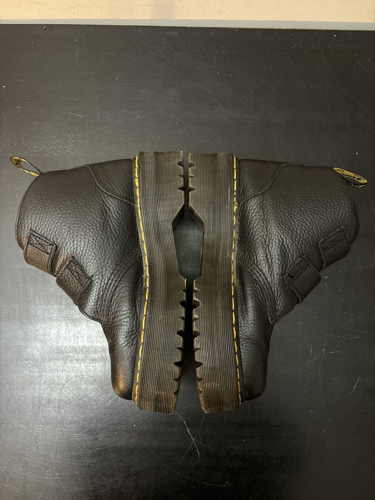 Dr. Martens Dr Marten Devon Heart Leather Strap Platform Boots Black Size US 7 / IT 37 - 3 Thumbnail