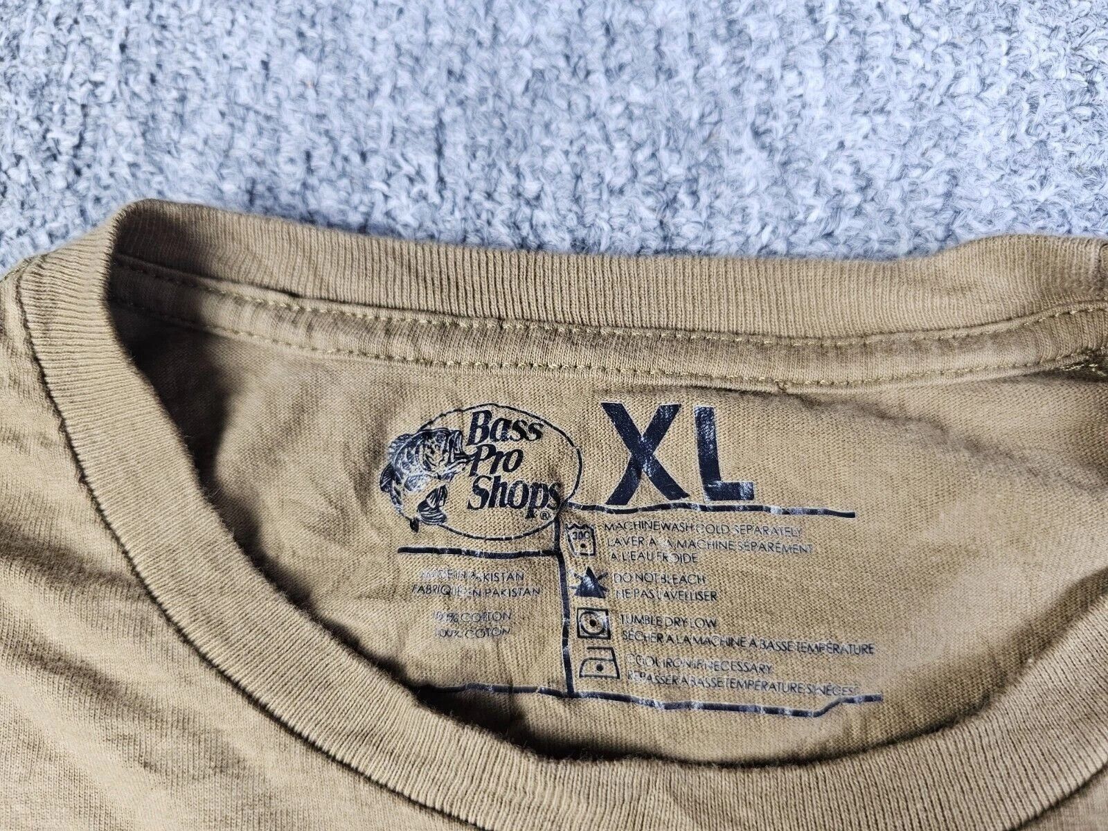 Bass Pro Shops Bass Pro Shops Graphic Tee Cartoon Deer Back Print Men XL Size US XL / EU 56 / 4 - 5 Thumbnail