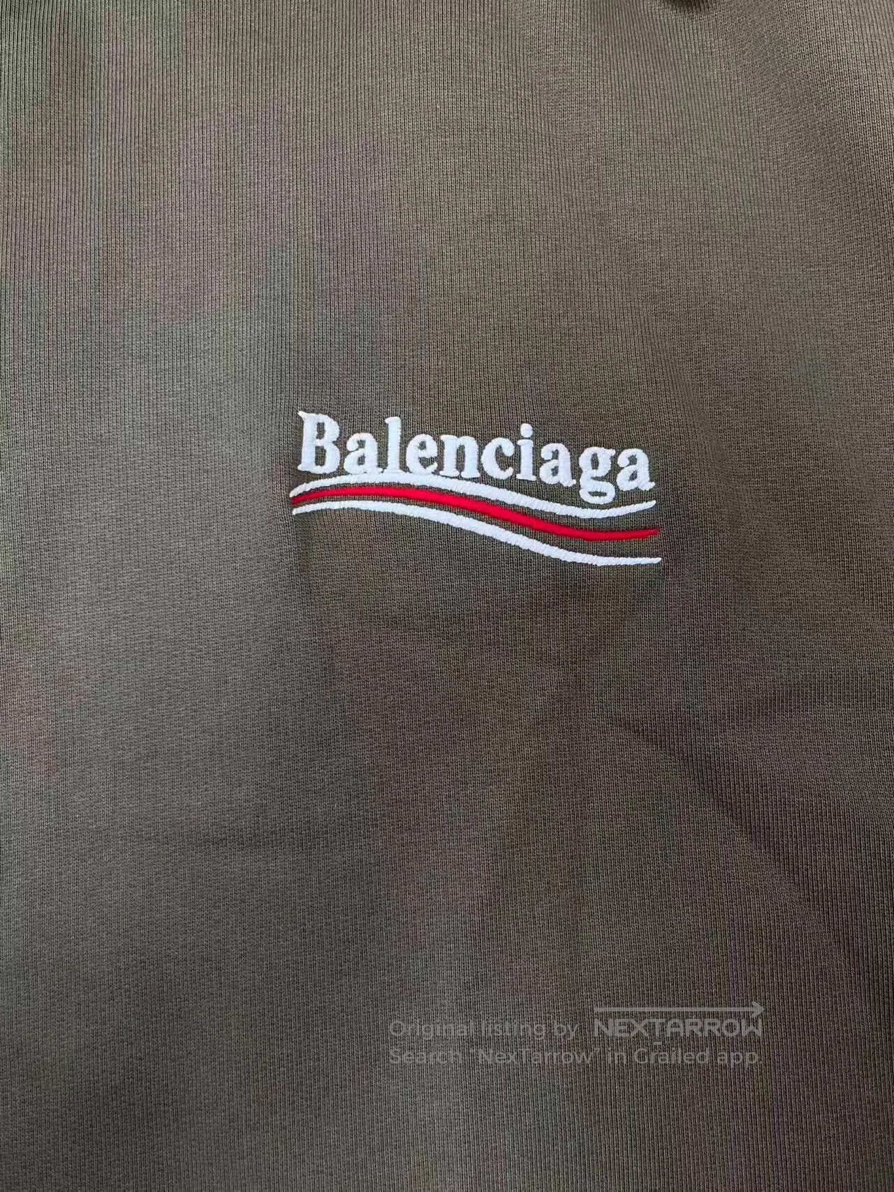 Balenciaga balenciaga logo hoodie in khaki color. Size XS / US 0-2 / IT 36-38 - 3 Thumbnail