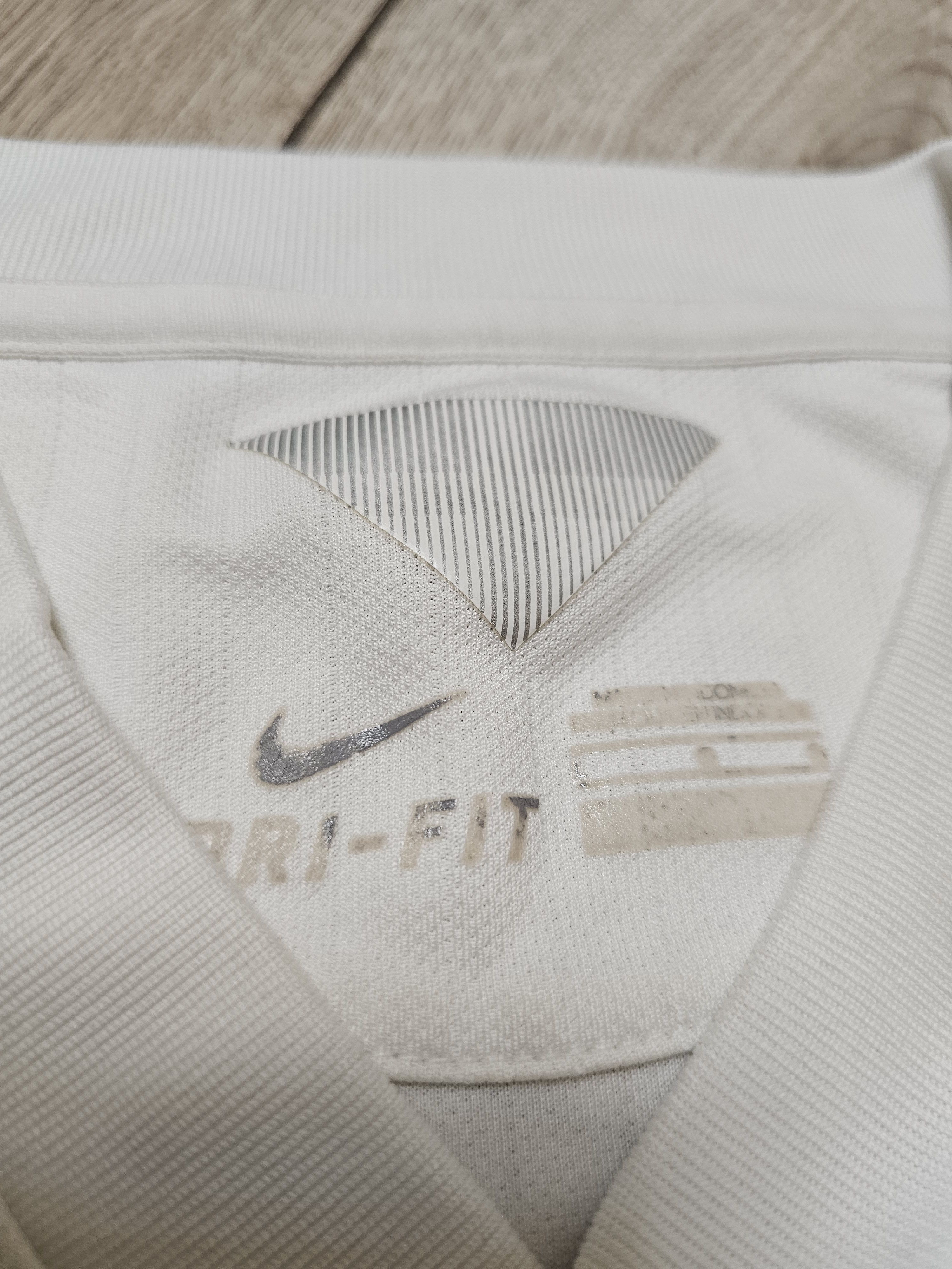 Nike ENGLAND 2014 2016 HOME FOOTBALL SHIRT SOCCER JERSEY Size US L / EU 52-54 / 3 - 7 Thumbnail