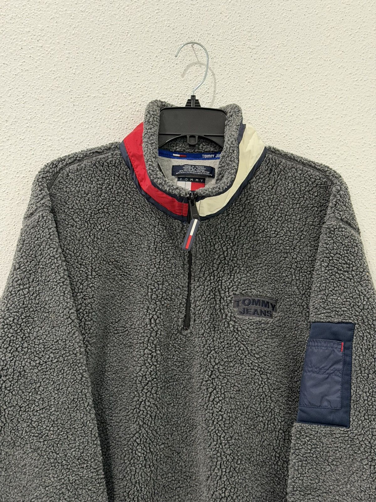 Tommy Hilfiger Vintage 90s Tommy Hilfiger Deep Pile Sherpa 1/4Zip Sweater L Size US L / EU 52-54 / 3 - 8 Thumbnail