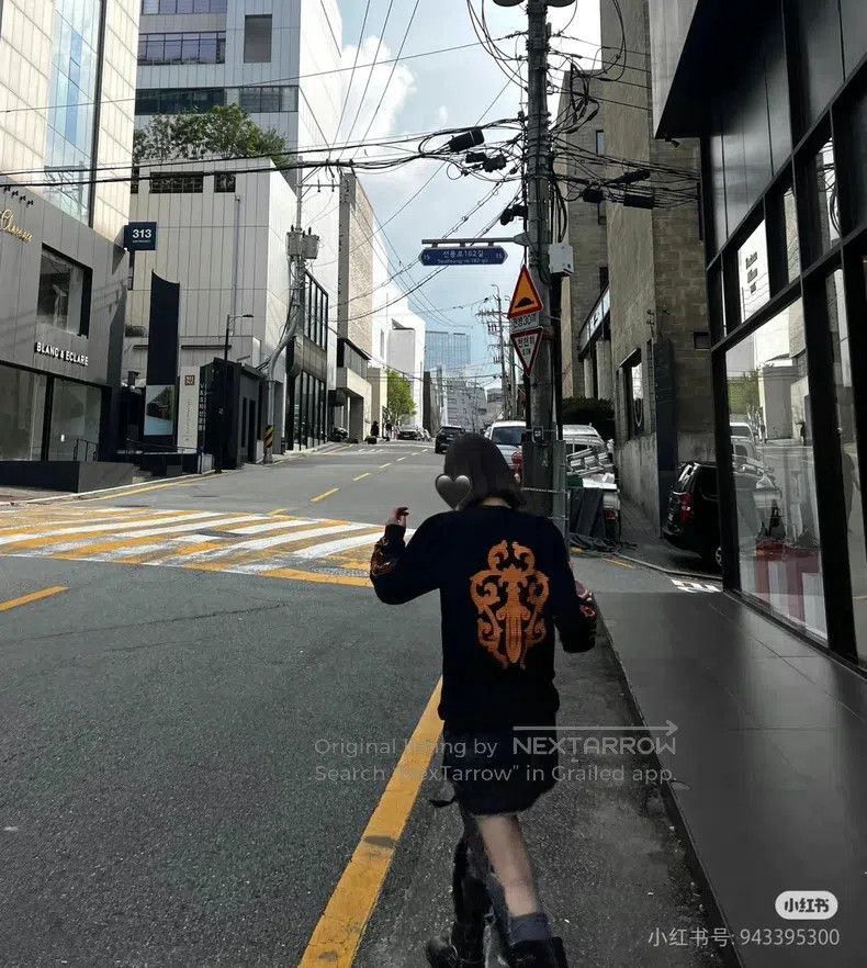 Chrome Hearts Chrome Hearts Size M Sword printing Sanskrit Size US M / EU 48-50 / 2 - 9 Thumbnail