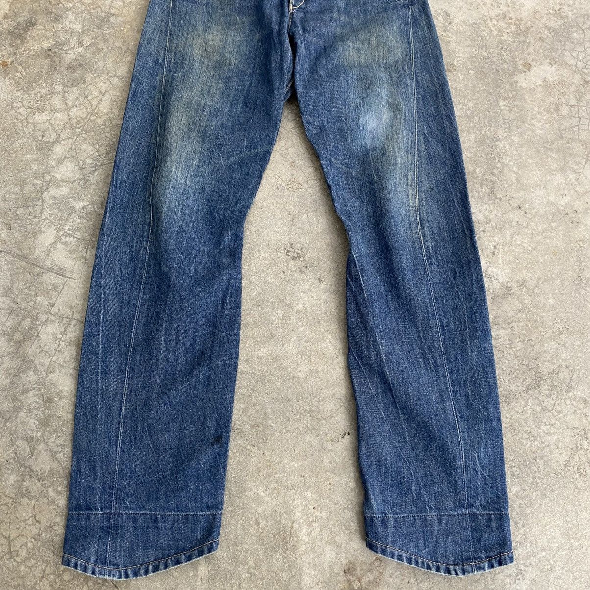 Levi's Vintage Levis Engineered Loose Denim Twisted Leg Jeans Size US 30 / EU 46 - 3 Thumbnail