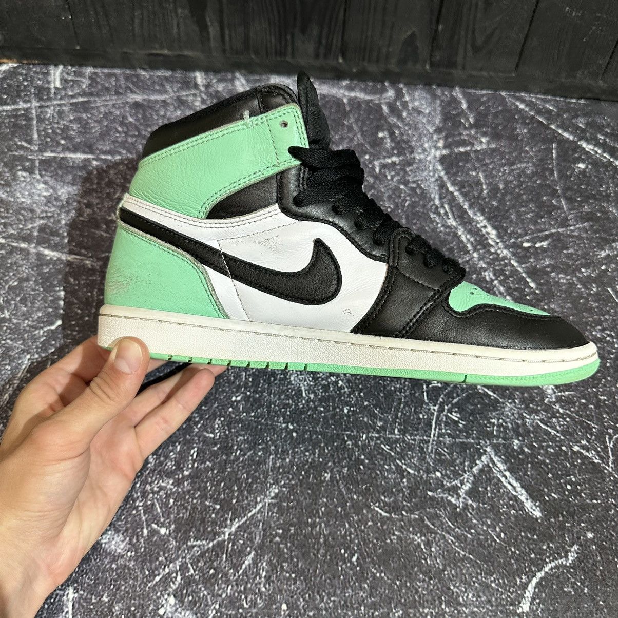 Nike NIKE AIR JORDAN 1 RETRO 8US 41 EU Size US 8 / EU 41 - 8 Thumbnail