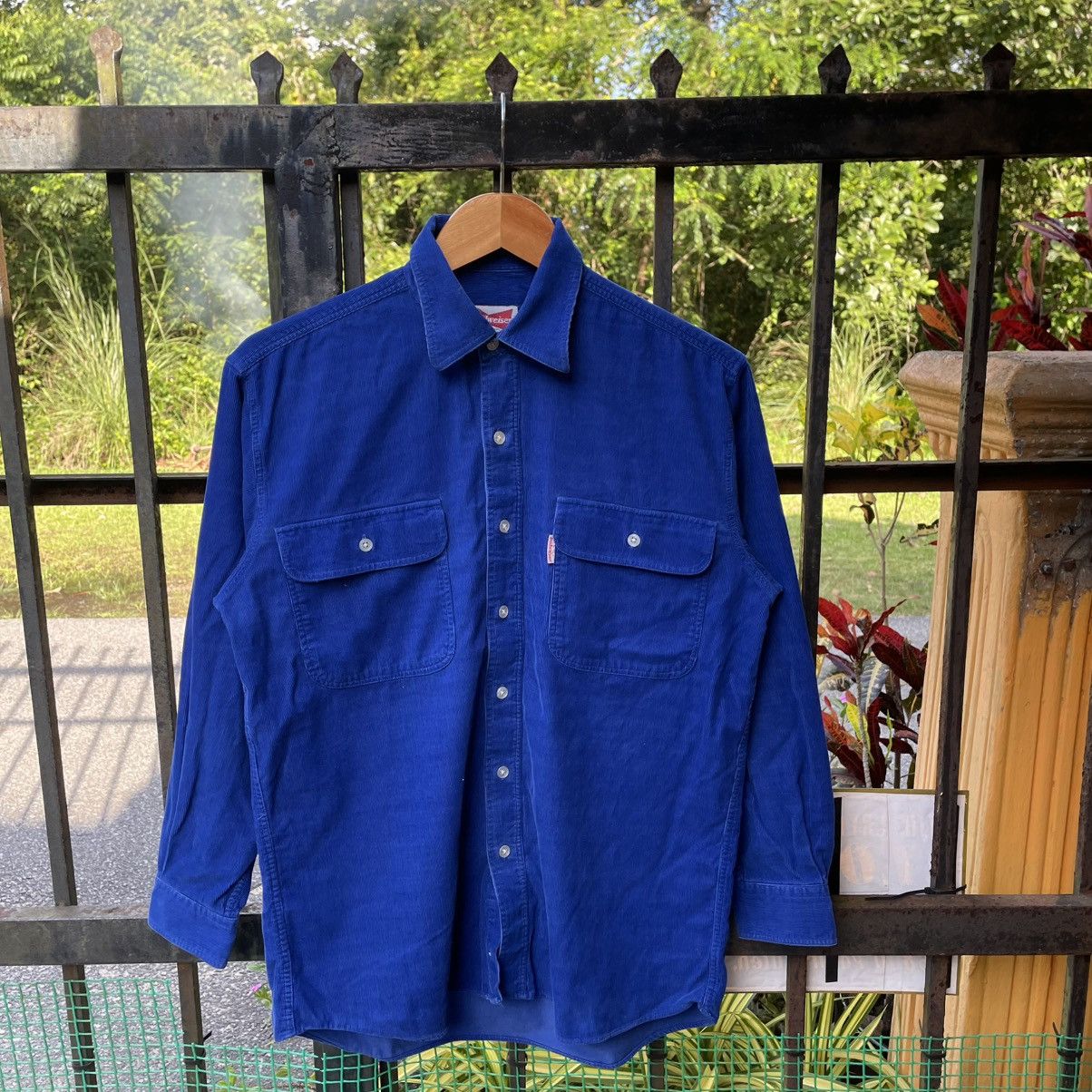 Budweiser 🔥Vintage Budweiser Double Pockets Corduroi Buttons Shirts Size US M / EU 48-50 / 2 - 1 Thumbnail