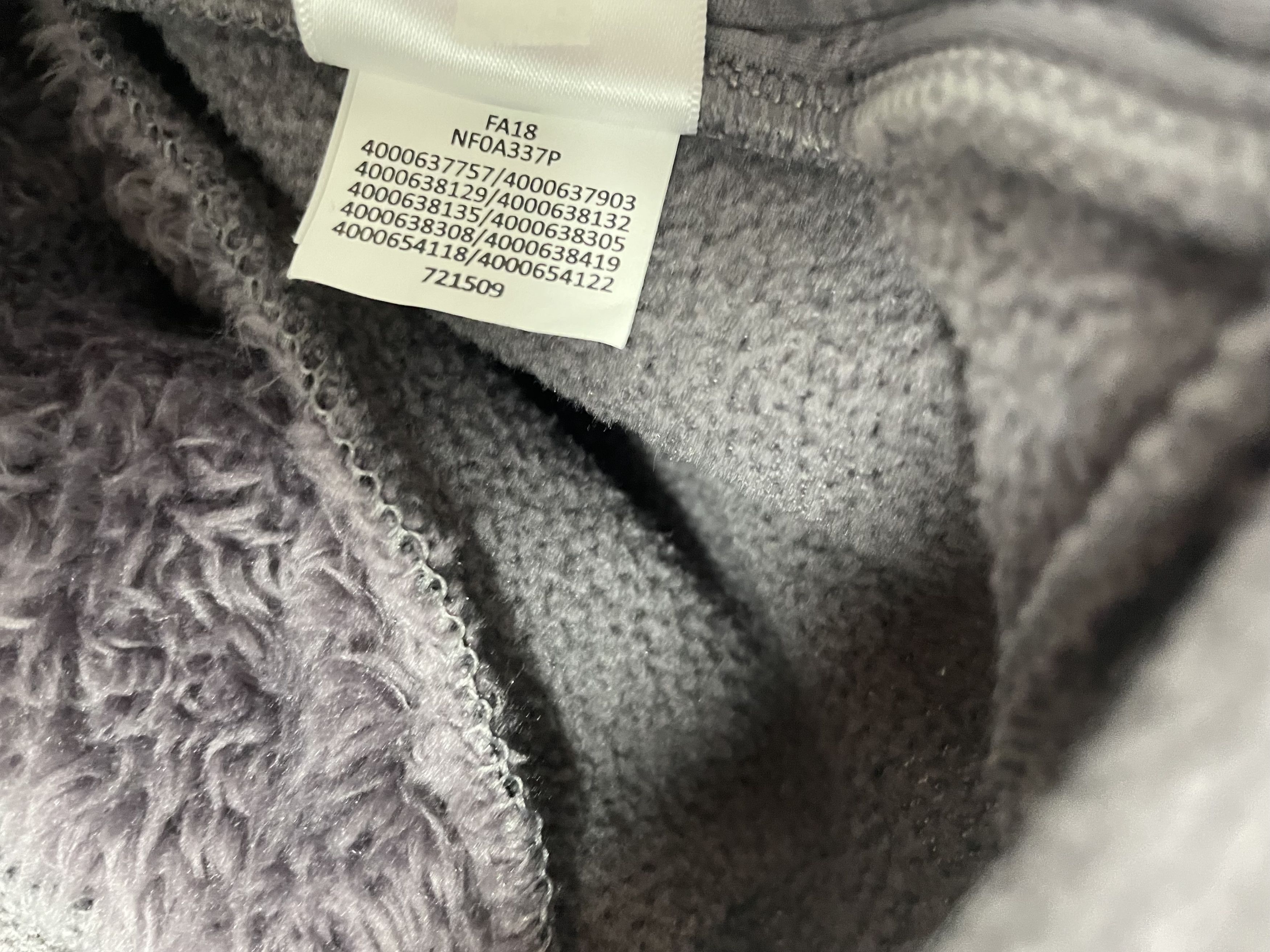 The North Face The North Face Vest Size Small Gray Faux Fur Full Zip Jacket Size S / US 4 / IT 40 - 6 Thumbnail