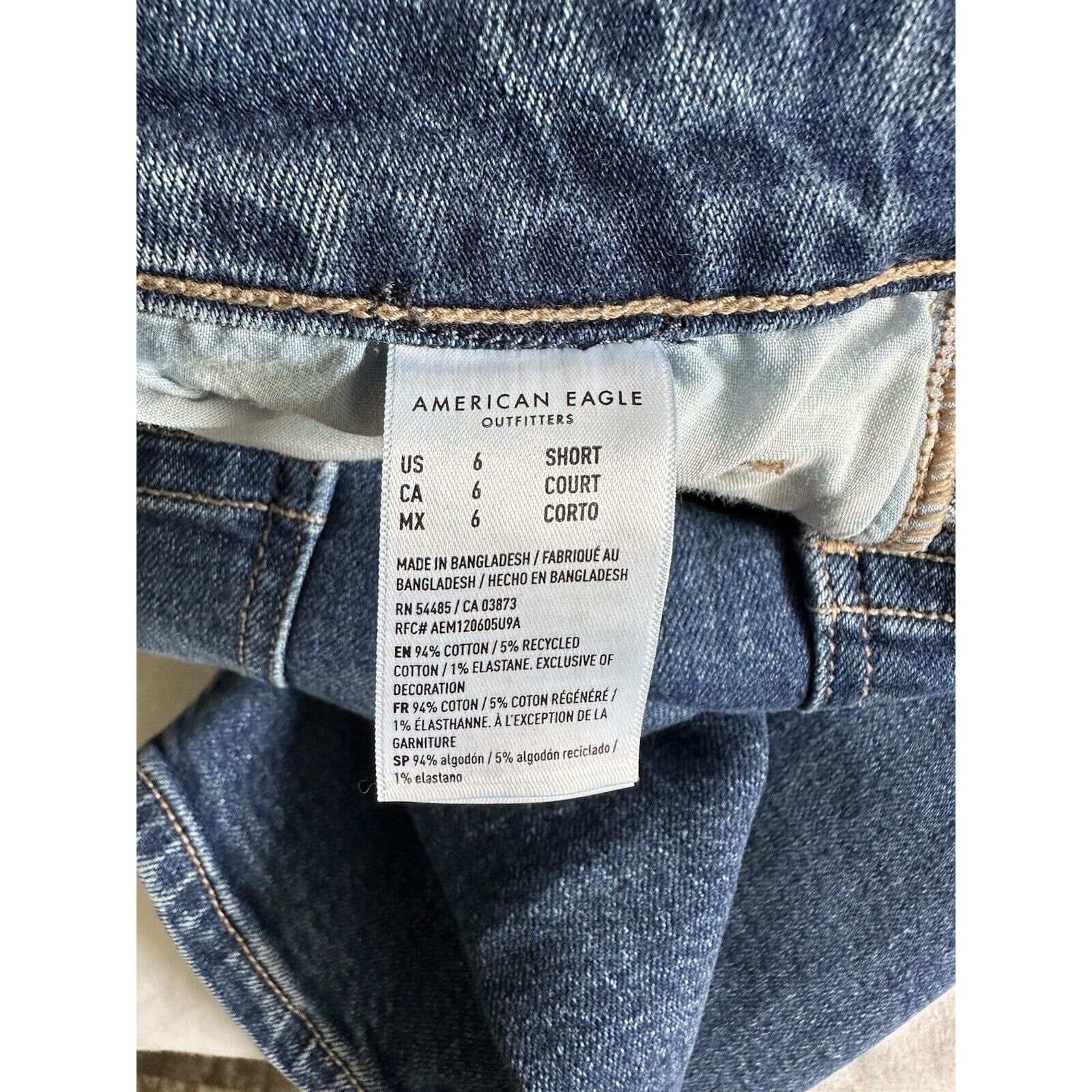 American Eagle Outfitters American Eagle Mom Jeans Blue Sz 6 Shortt Stretch Normcore Size 28" / US 6 / IT 42 - 7 Thumbnail
