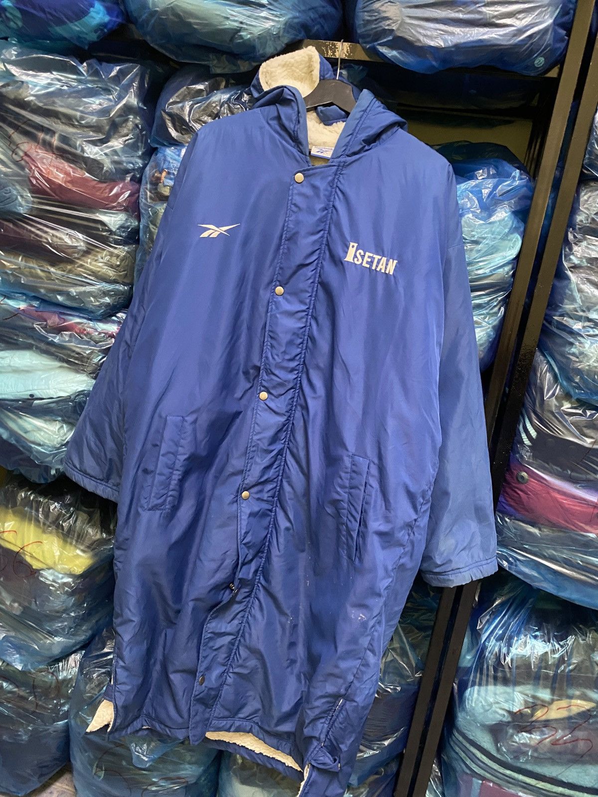 Japanese Brand × Reebok VINTAGE REEBOK X ISETAN STADIUM PARKA JACKET Size US XL / EU 56 / 4 - 2 Thumbnail