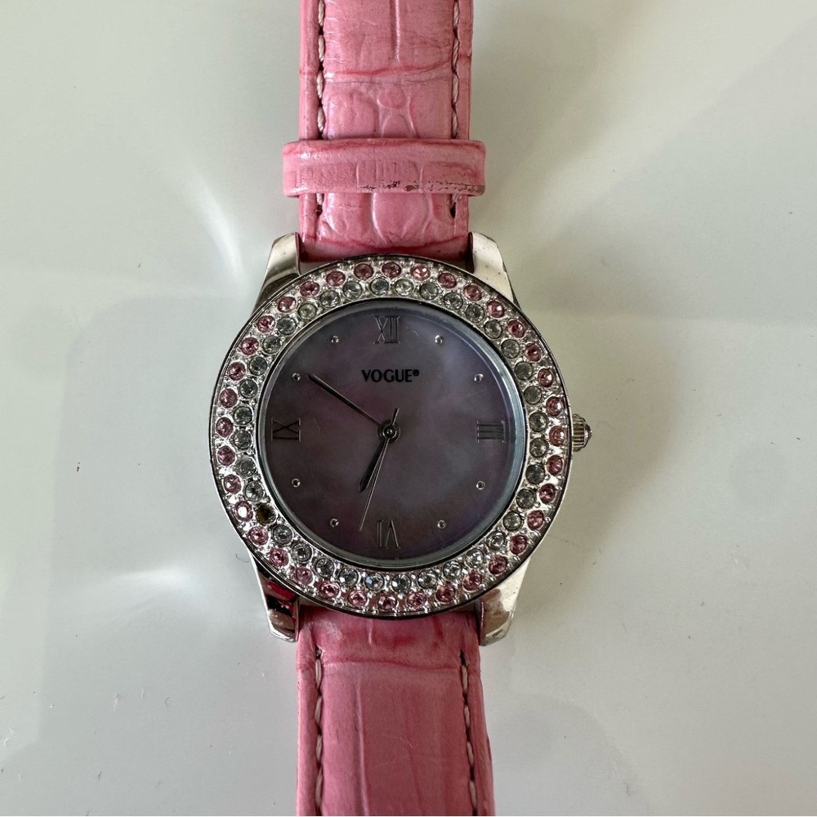 Vogue Vogue women pink quartz watches Authentic Size ONE SIZE - 2 Thumbnail