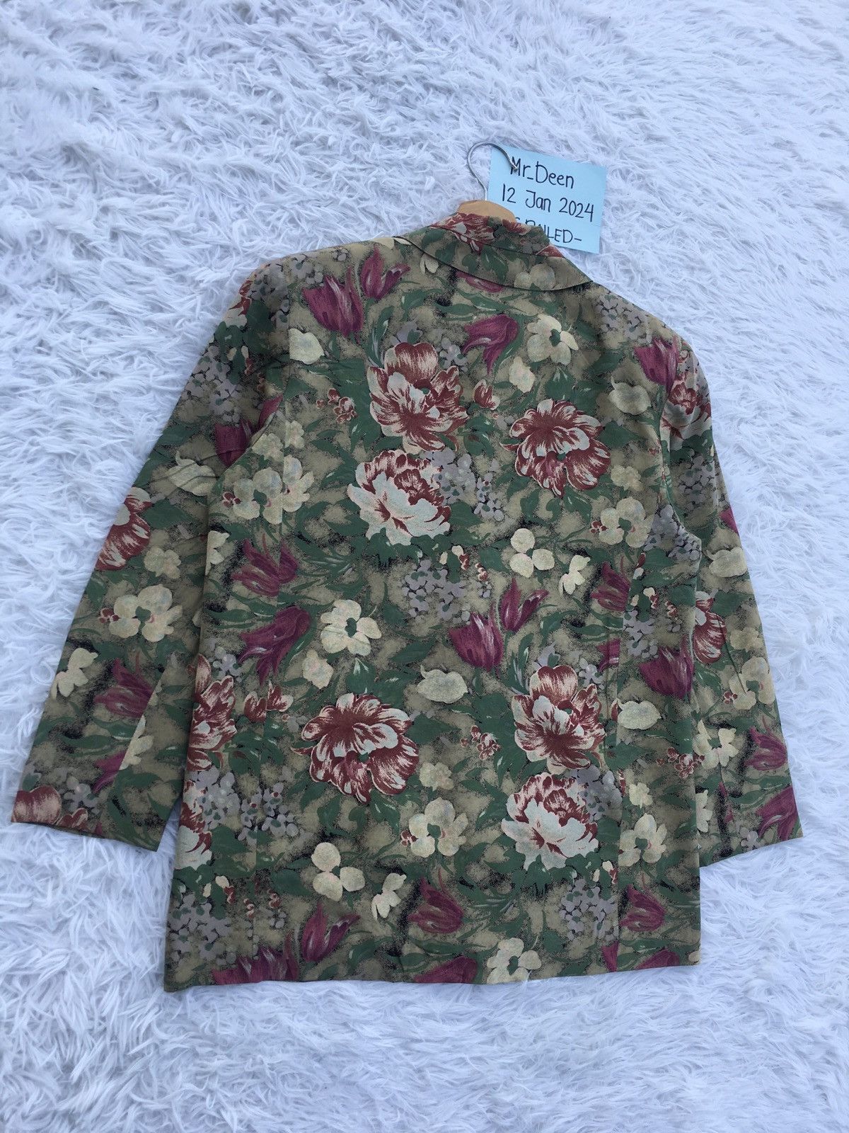 Balenciaga Rare Vintage 90s Balenciaga Florals Print Blazer Size M / US 6-8 / IT 42-44 - 23 Thumbnail