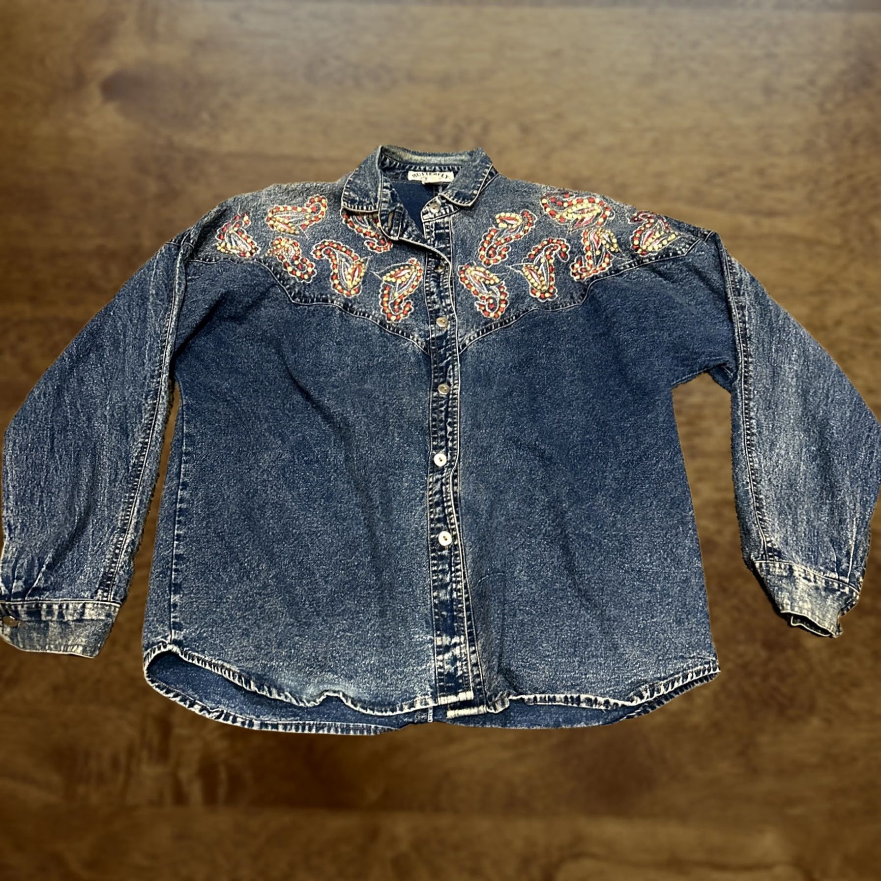Vintage Butterfly Denim Jean Shirt Women’s L Cotton Button Up Brand B26 Size L / US 10 / IT 46 - 1 Thumbnail