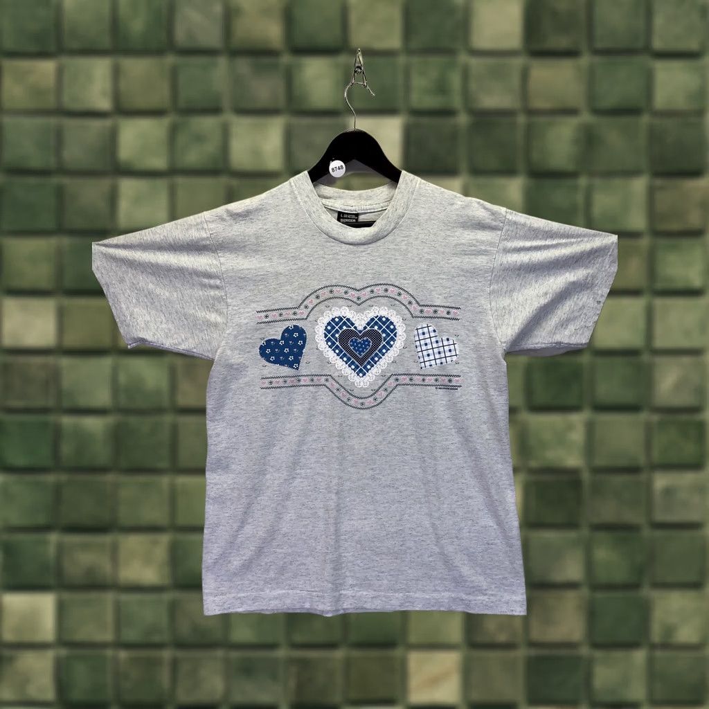 Vintage VINTAGE Screen Stars Shirt Womens L Gray 1992 Heart Graphic -8748 Size L / US 10 / IT 46 - 1 Thumbnail