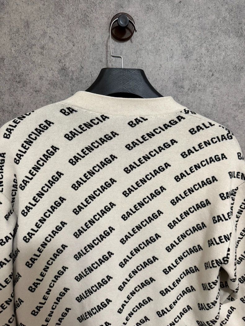 Balenciaga Balenciaga New printed stretch knitted cardigan Size M / US 6-8 / IT 42-44 - 4 Thumbnail
