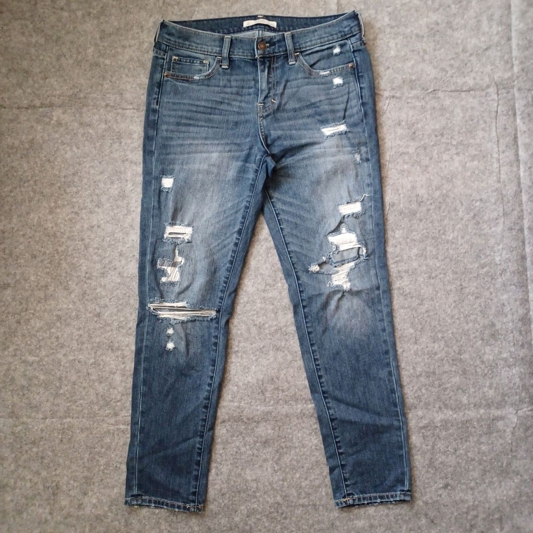 Abercrombie & Fitch Abercrombie & Fitch Jeans Women 2 26 Blue Distressed Medium Wash 31x26 Classic Tapered Jeans Womens Jeans Size 26" / US 2 / IT 38 - 6 Thumbnail