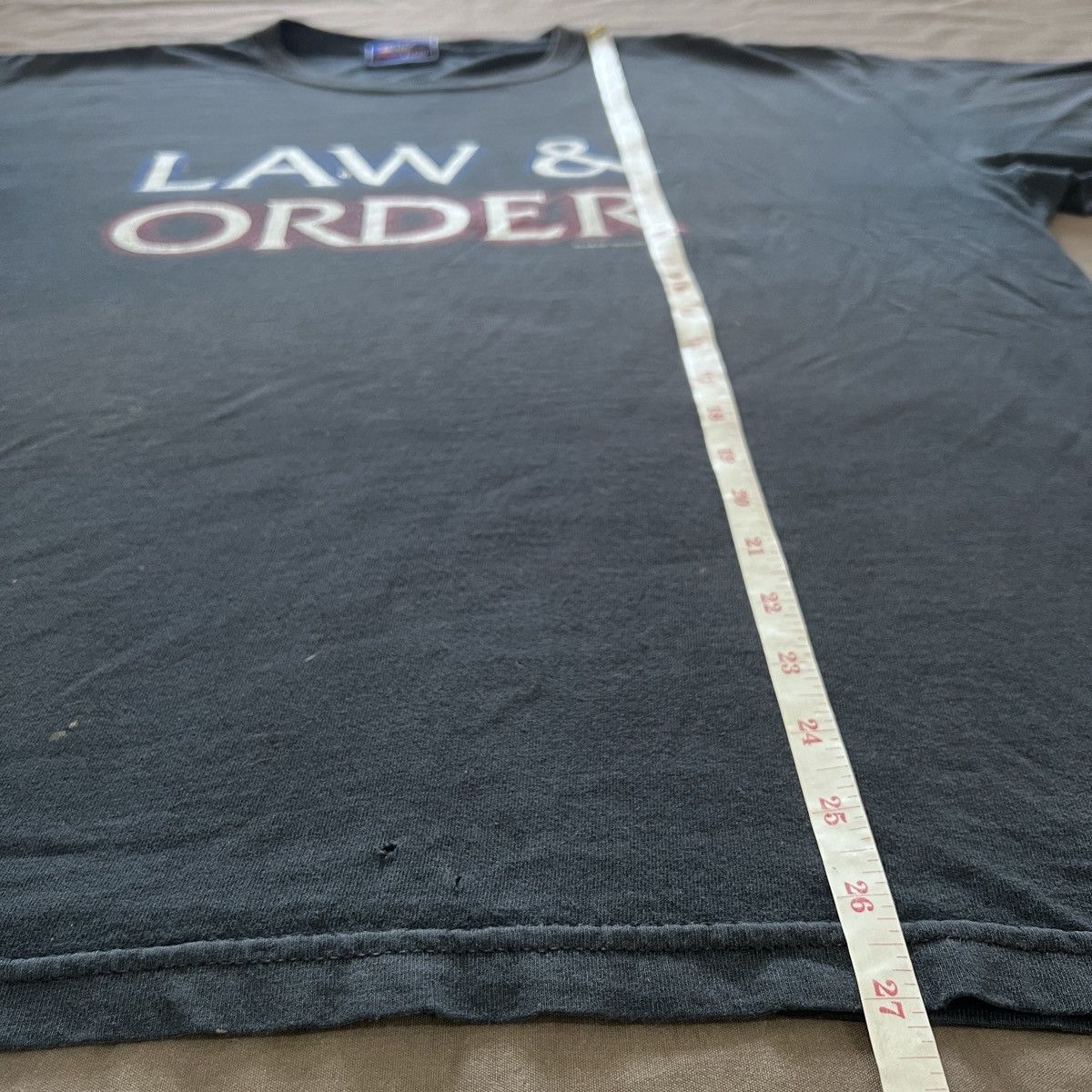 Vintage Vintage Law & Order TV series Movie Tee Faded Size US XL / EU 56 / 4 - 10 Thumbnail