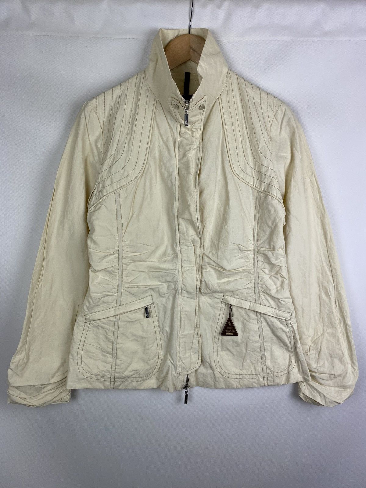 Moncler Moncler vintage ladies full zip jacket size 3 beige Size S / US 4 / IT 40 - 1 Thumbnail