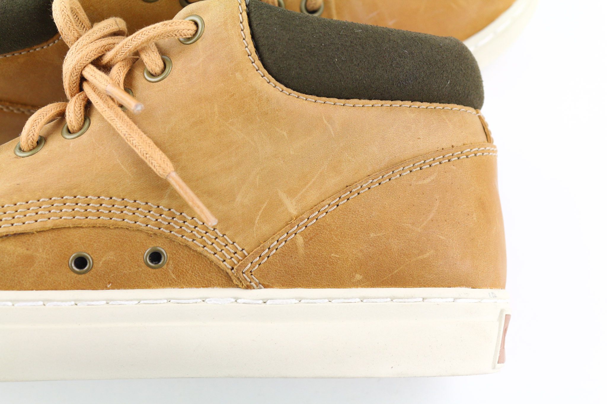 Timberland A1JU1 UK6.5 Brown Leather Almond 79835 Size US 7 / EU 40 - 15 Thumbnail