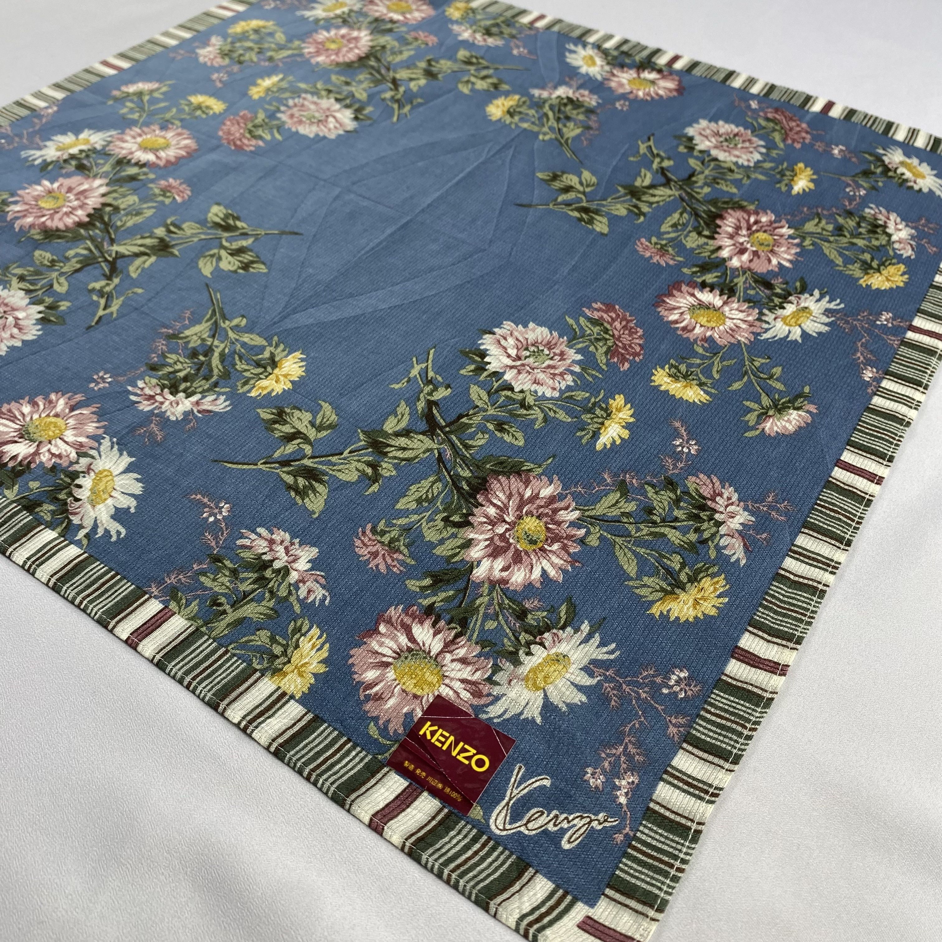 Kenzo × Vintage NWT Kenzo Bandana/ Handkerchief / Neckerchief-P1706 Size ONE SIZE - 2 Thumbnail