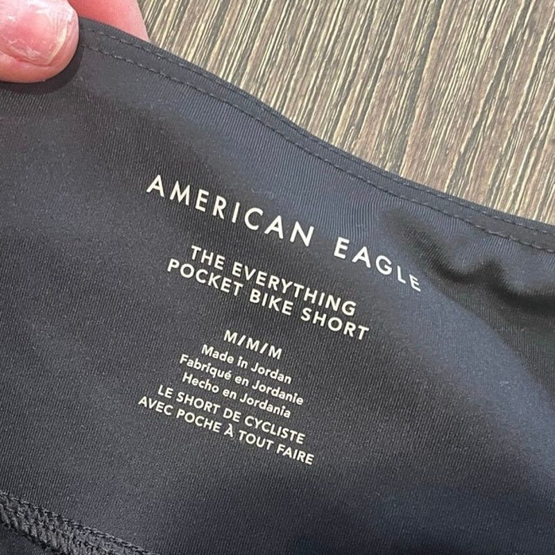 American Eagle Outfitters American Eagle The Everything Pocket Bike Shorts Black M Size 25" / US 0 / IT 36 - 2 Thumbnail