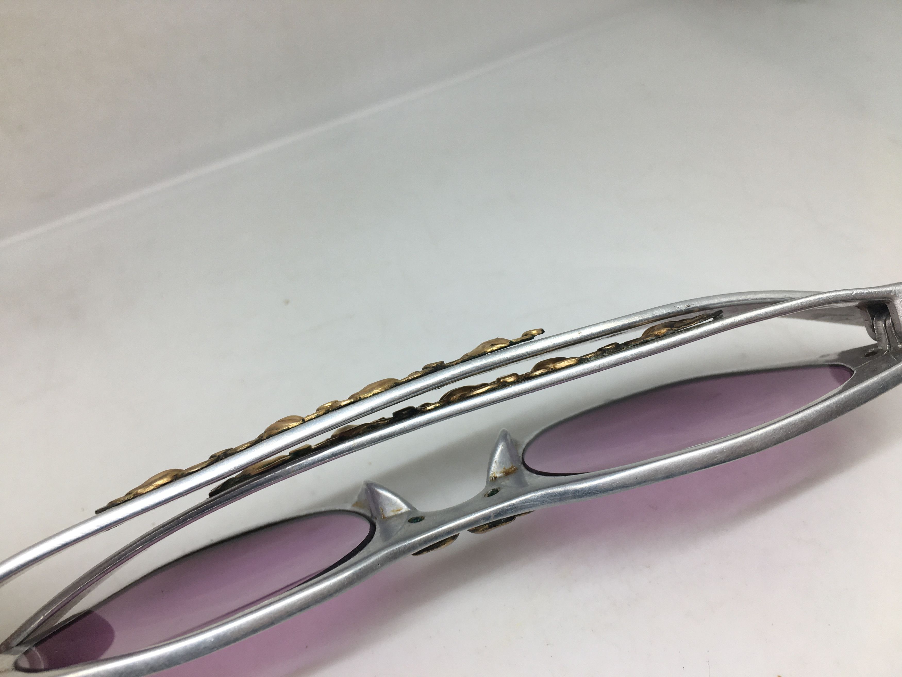 Vintage Vintage 50s TURA Woman Aluminum Silver Cateye Sunglasses Size ONE SIZE - 10 Thumbnail