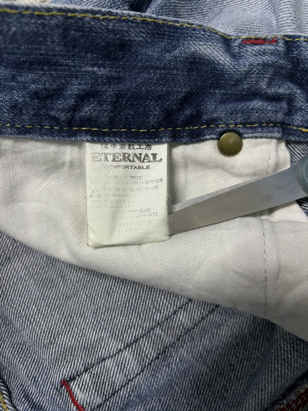 Japanese Brand Vintage Eternal Floral Cracked Washed Distressed Jeans Size US 30 / EU 46 - 19 Thumbnail