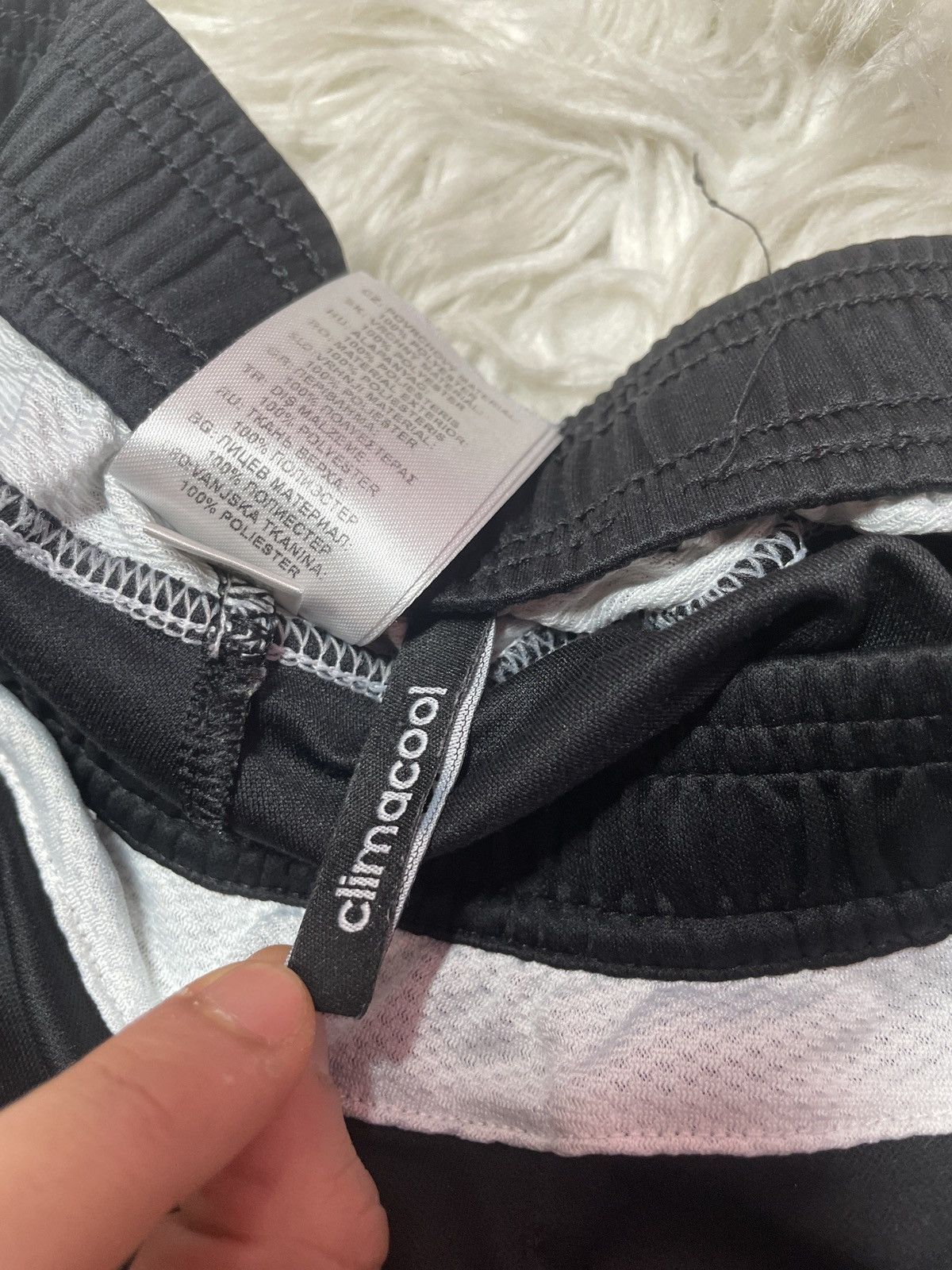 Adidas Adidas Joggers x shorts Size US 27 - 8 Thumbnail