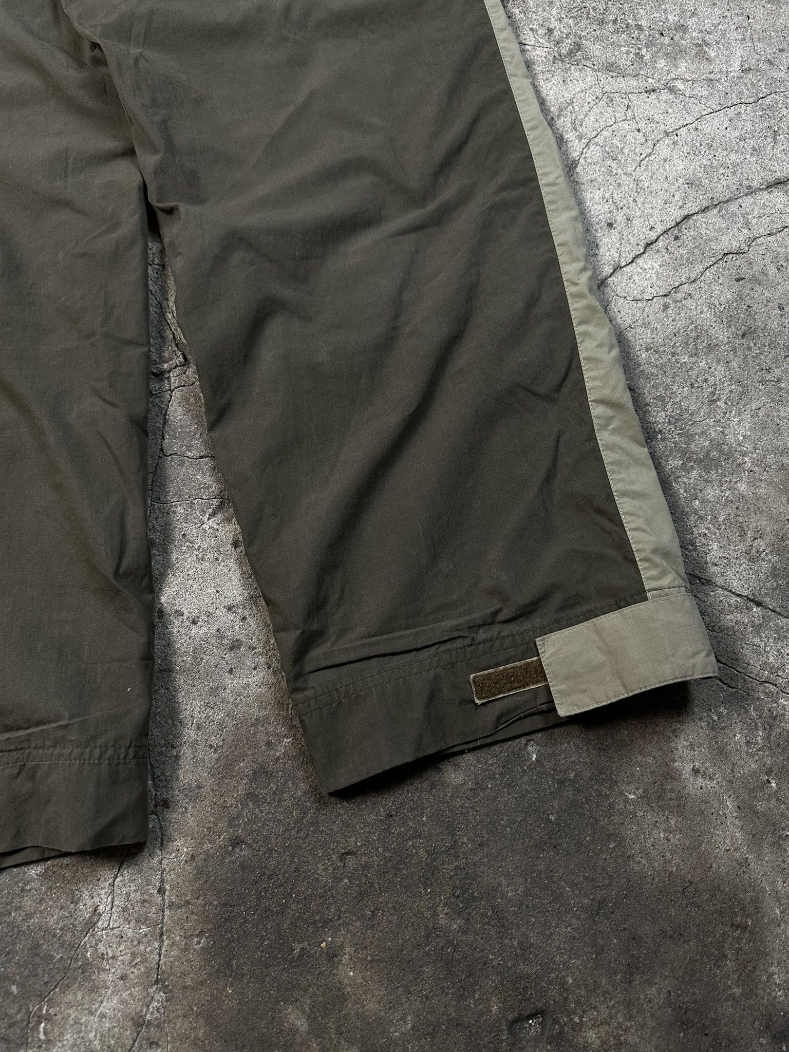 Nike 00s Vintage Nike Nylon Oversized Trackpants Y2k Size US 36 / EU 52 - 7 Thumbnail
