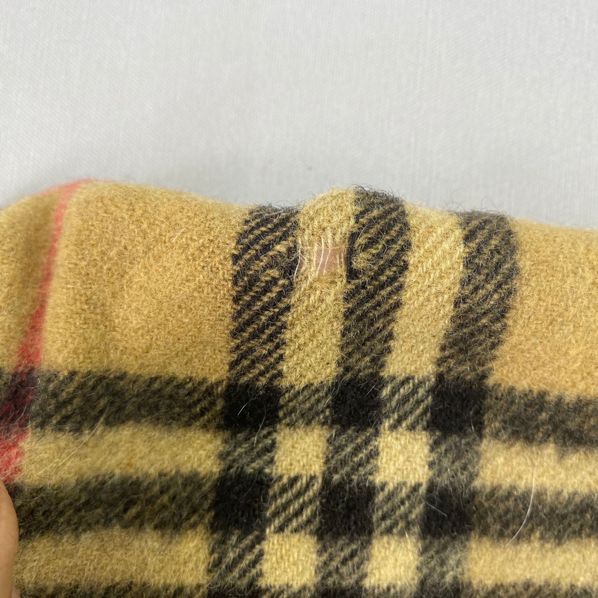 Burberry Vintage Burberry Scarf Muffler Wool Cashmere Check Scarves Size ONE SIZE - 6 Thumbnail